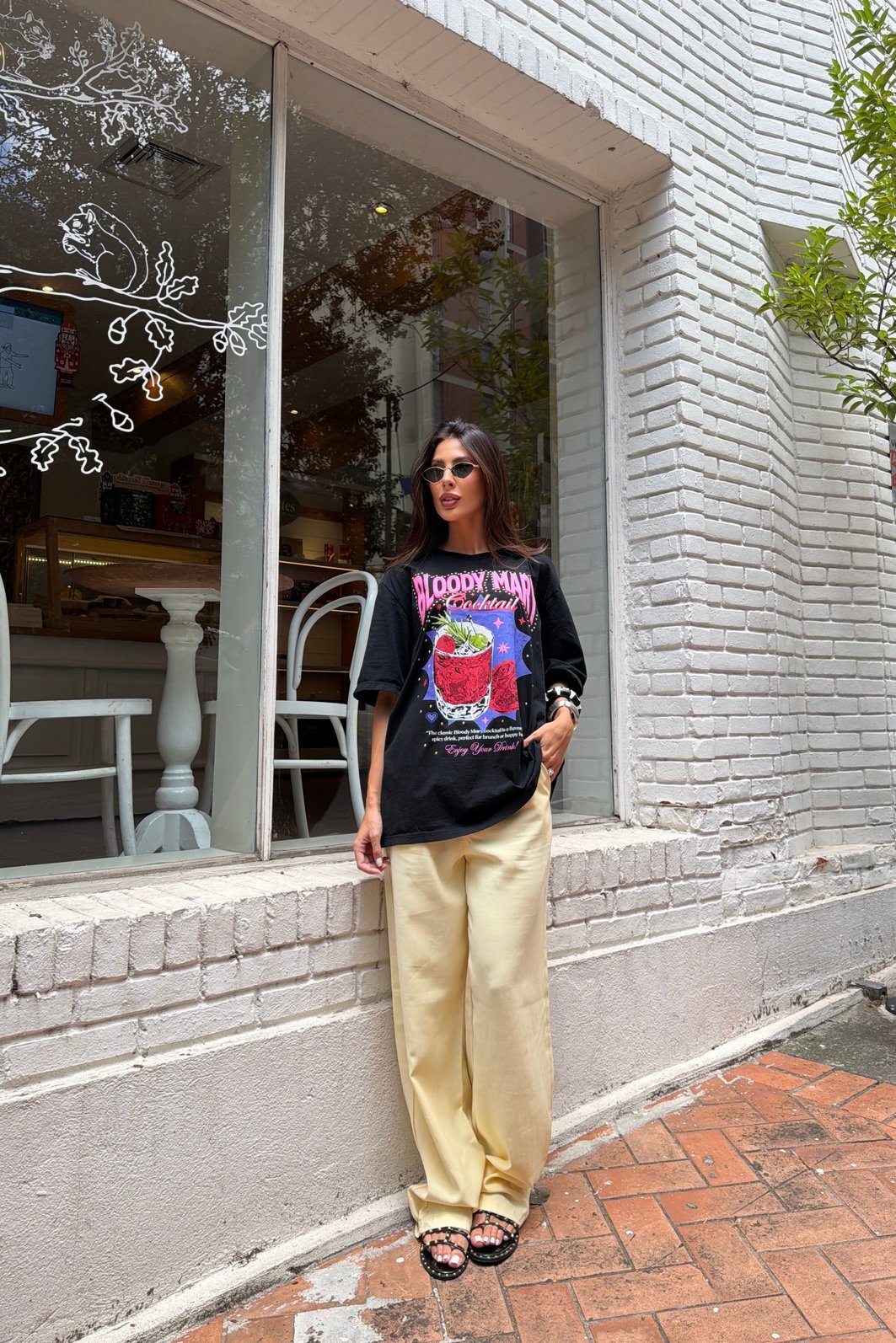 T-SHIRT OVERSIZED BLOODY MARY COCKTAIL (COM METAIS) PRETA