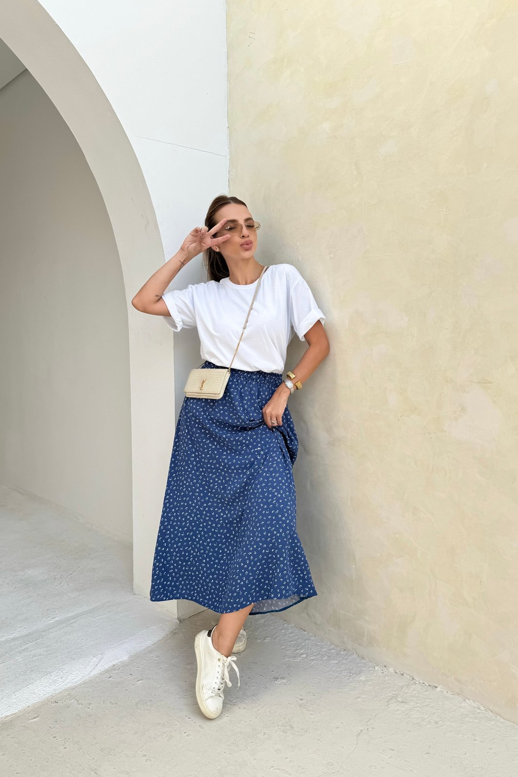 SAIA MIDI SWEET FLORAL AZUL NAVY SAIA MIDI SWEET FLORAL AZUL NAVY