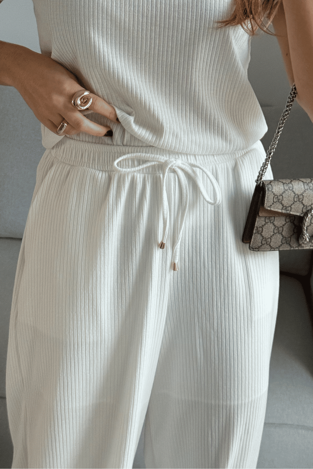 CALÇA PANTALONA CANELADA AMANDA COM FORRO OFF WHITE