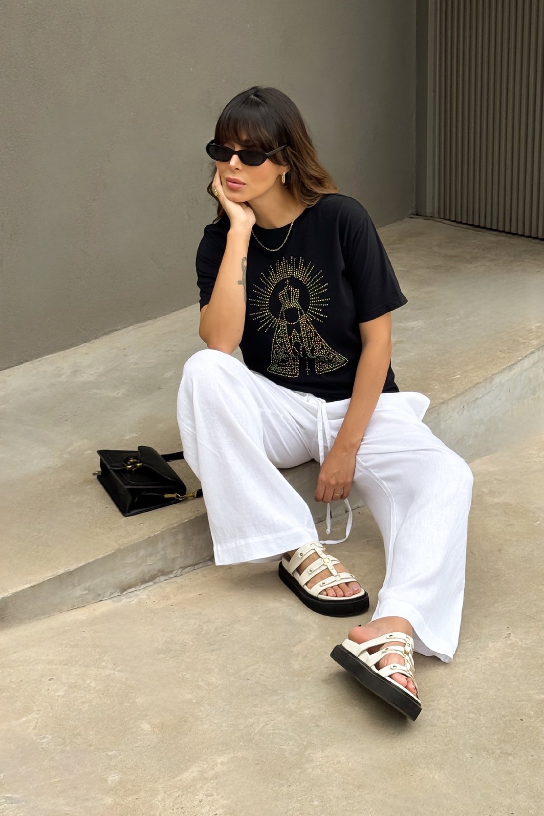 T-SHIRT ESTONADA NOSSA SENHORA APARECIDA PRETA