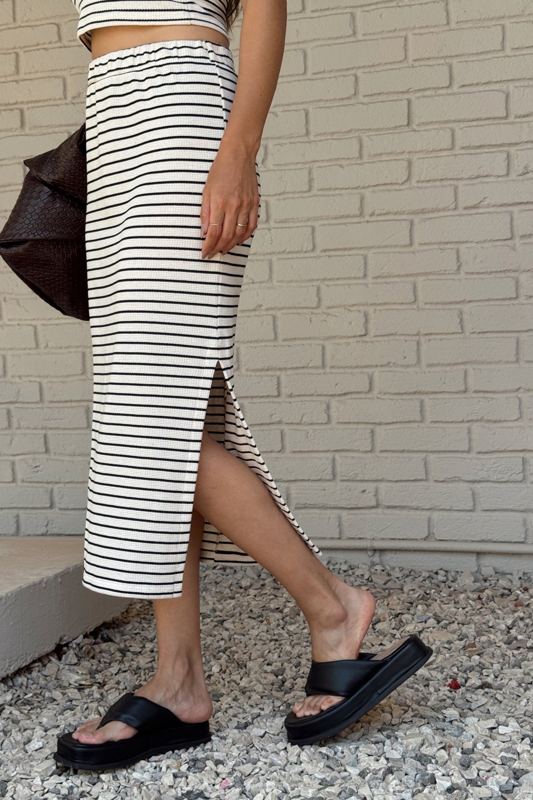 SAIA MIDI LISTRADO MONACO PRETO