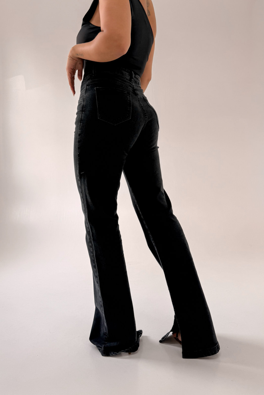 CALÇA JEANS POWER BOOT CUT ELOISA NIAH CALÇA JEANS POWER BOOT CUT ELOISA NIAH