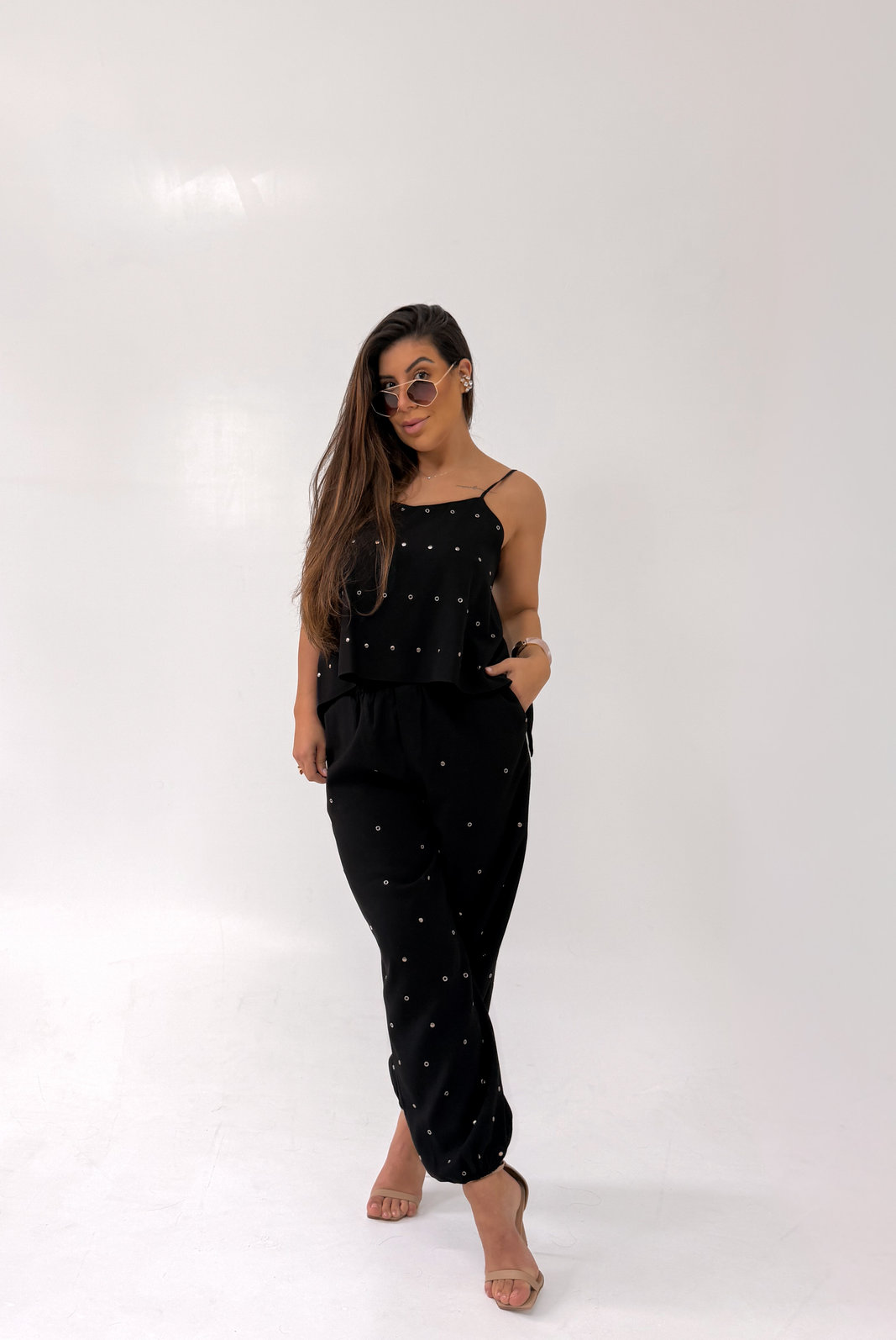 CALÇA JOGGER COM APLICAÇÕES ZAIA MY CALÇA JOGGER COM APLICAÇÕES ZAIA MY