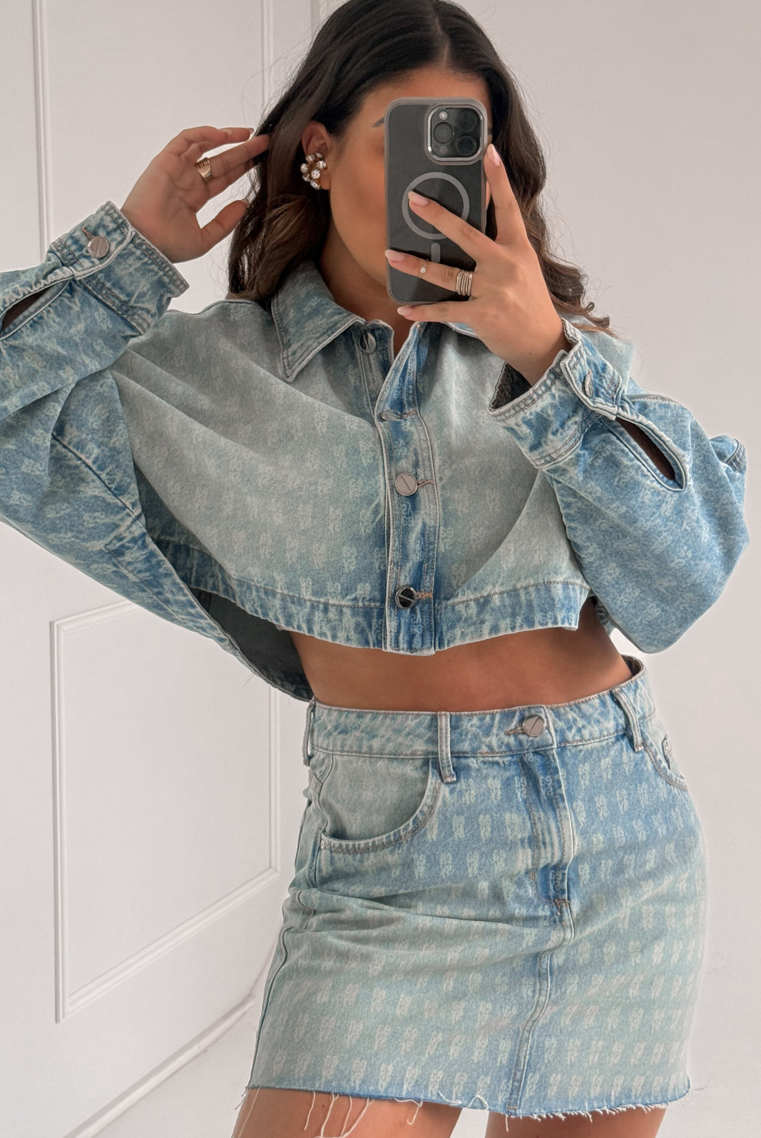 JAQUETA JEANS NATALIA LANÇA PERFUME JAQUETA JEANS NATALIA LANÇA PERFUME