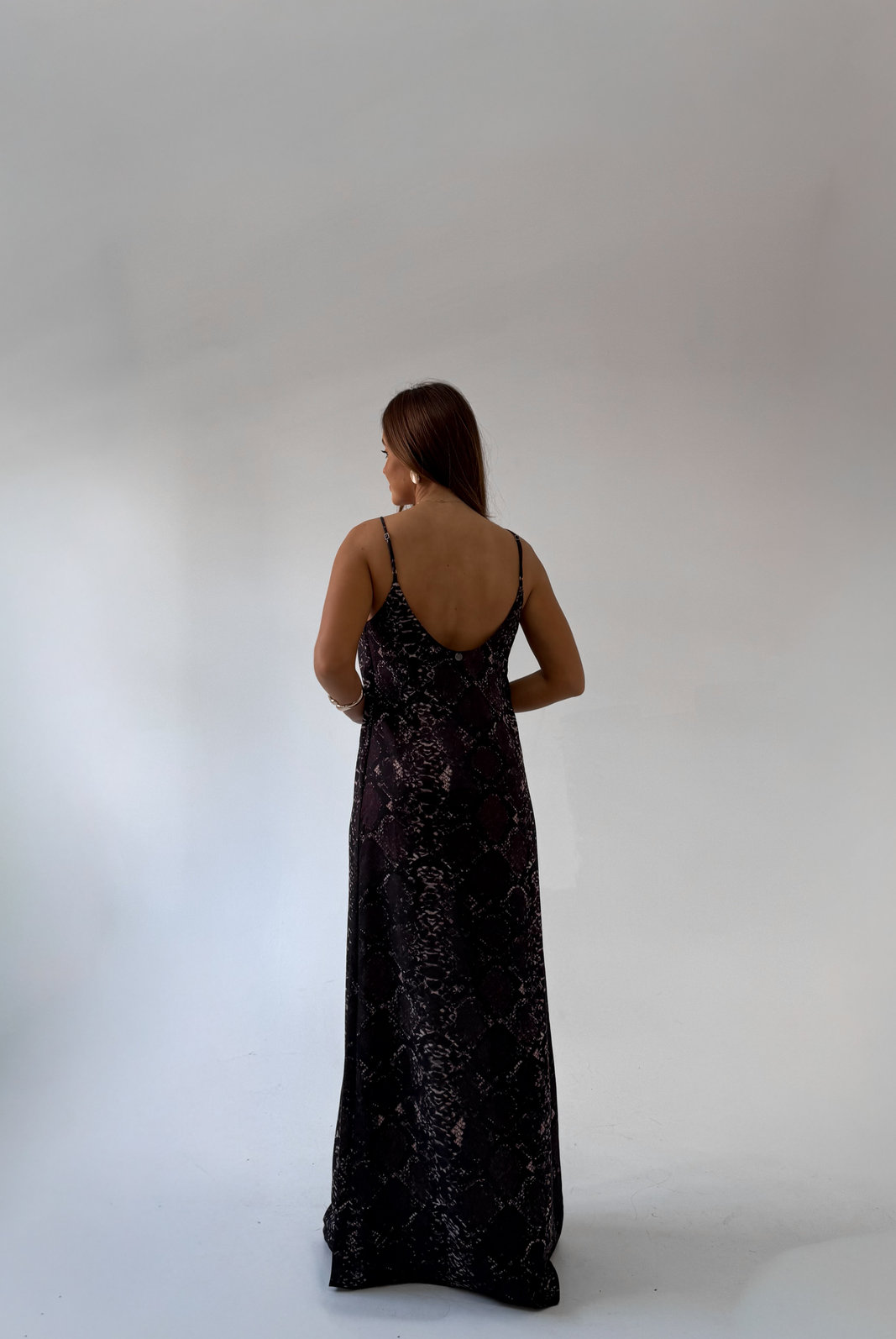 VESTIDO SUPER MIDI MARIA MYFT VESTIDO SUPER MIDI MARIA MYFT
