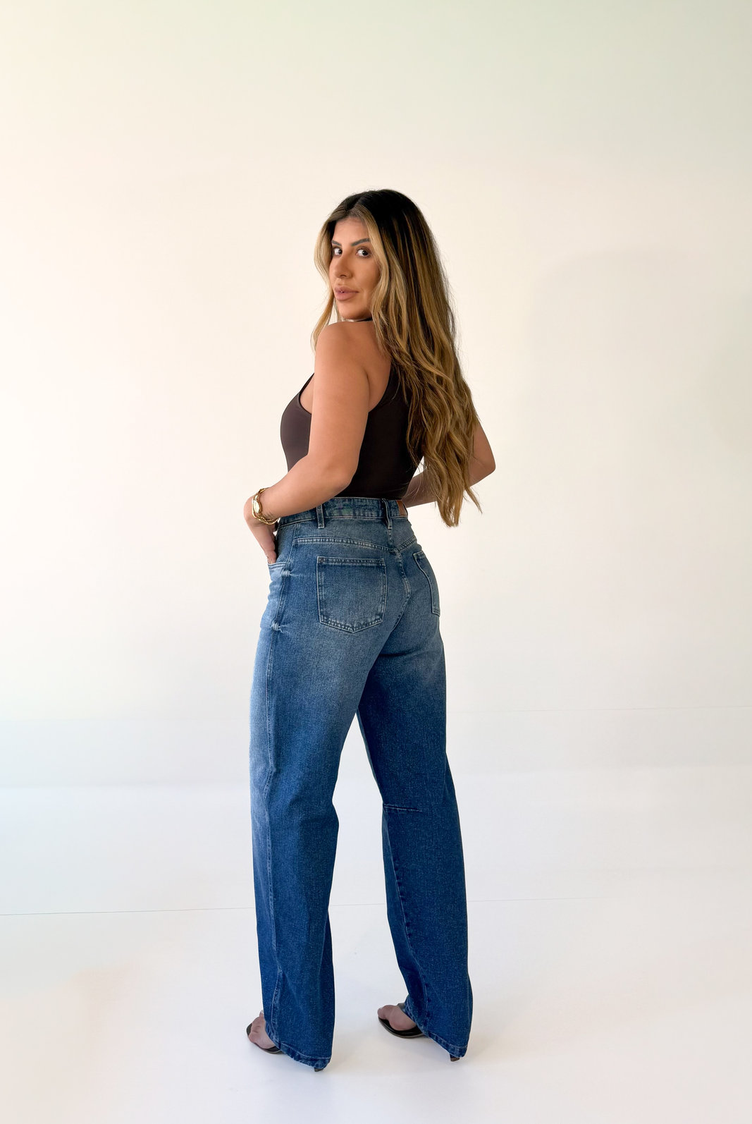 CALÇA JEANS BARREL NATALIA NIAH CALÇA JEANS BARREL NATALIA NIAH