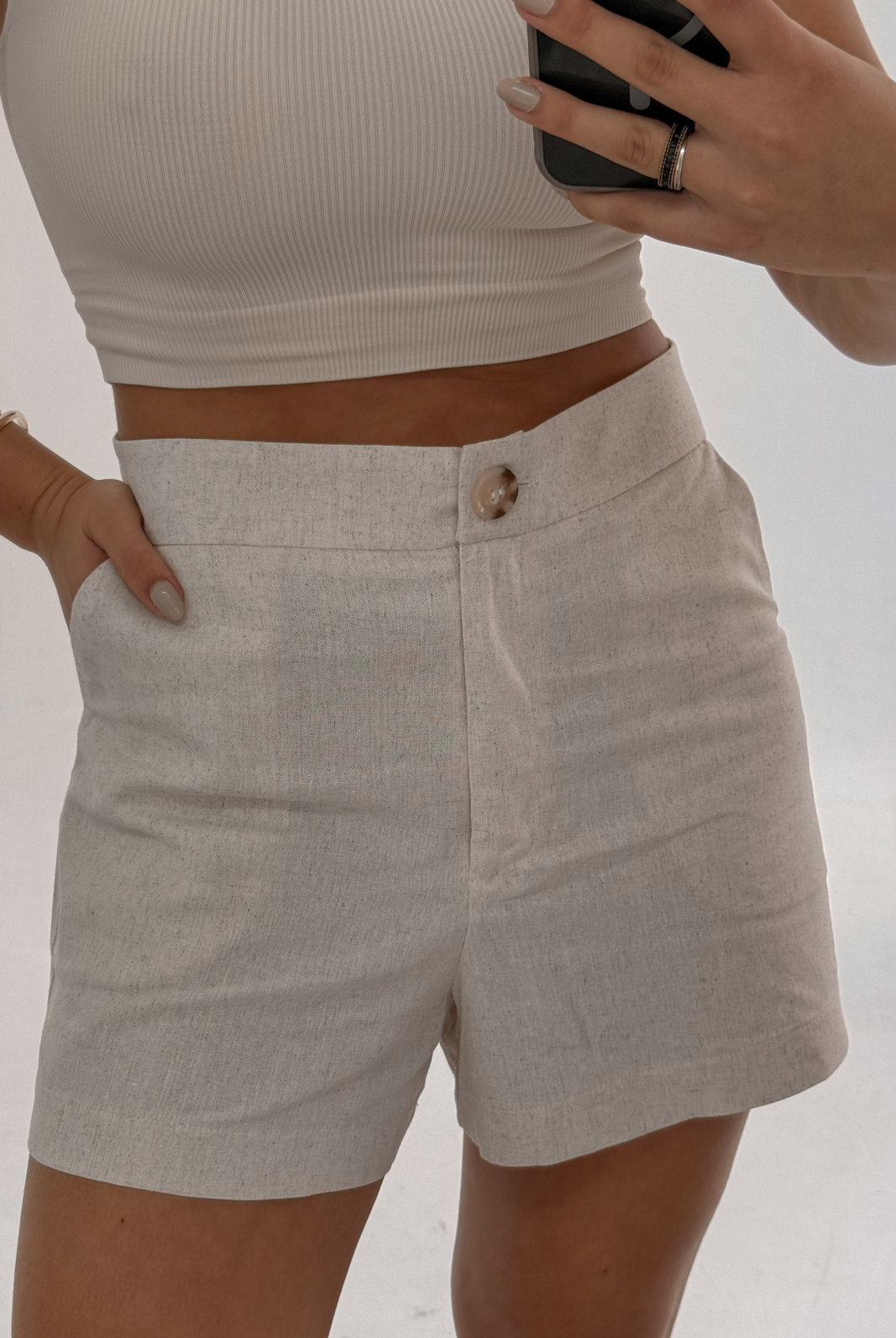 SHORT EM LINHO ARIA SHORT EM LINHO ARIA