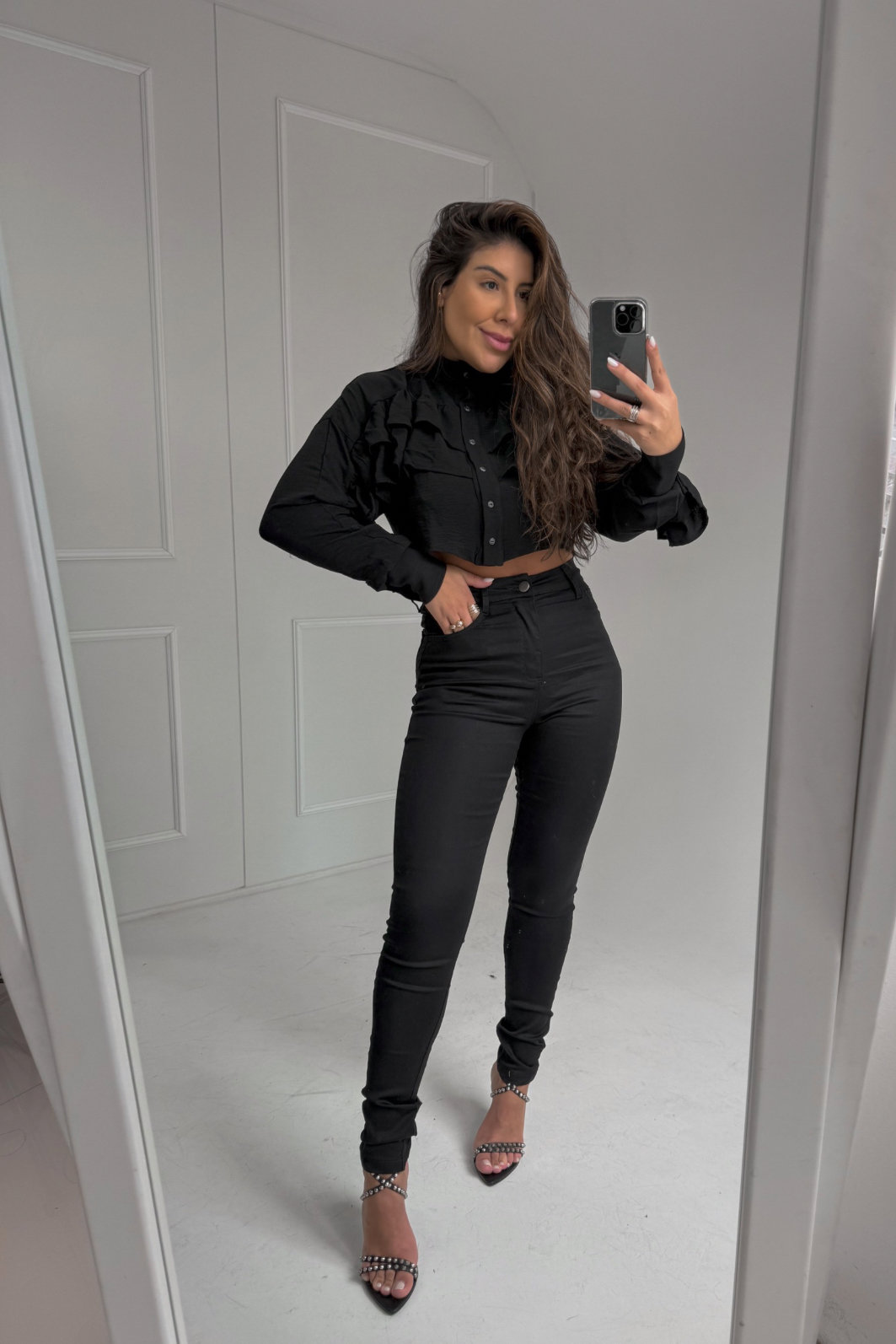 CALÇA JEANS SKINNY POWER COM ELASTANO PRETA NIAH CALÇA JEANS SKINNY POWER COM ELASTANO PRETA NIAH