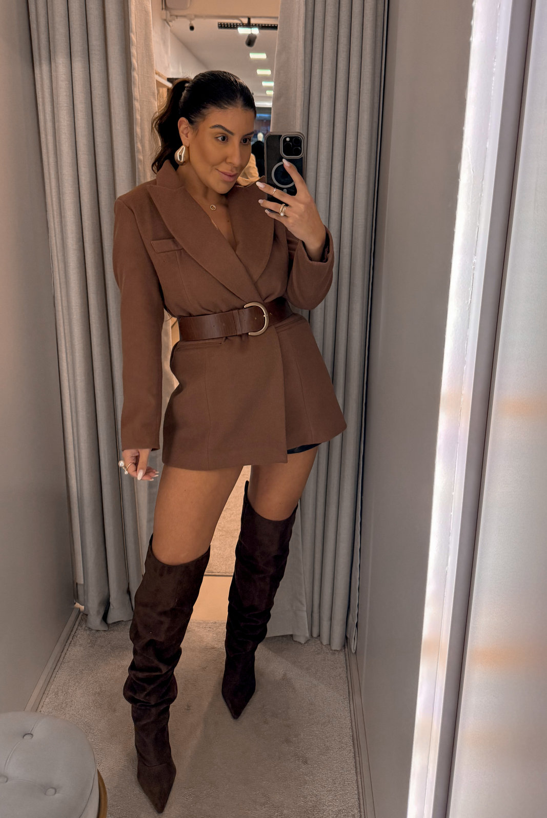 BOTA ALONGADA CAMILA BOTA ALONGADA CAMILA