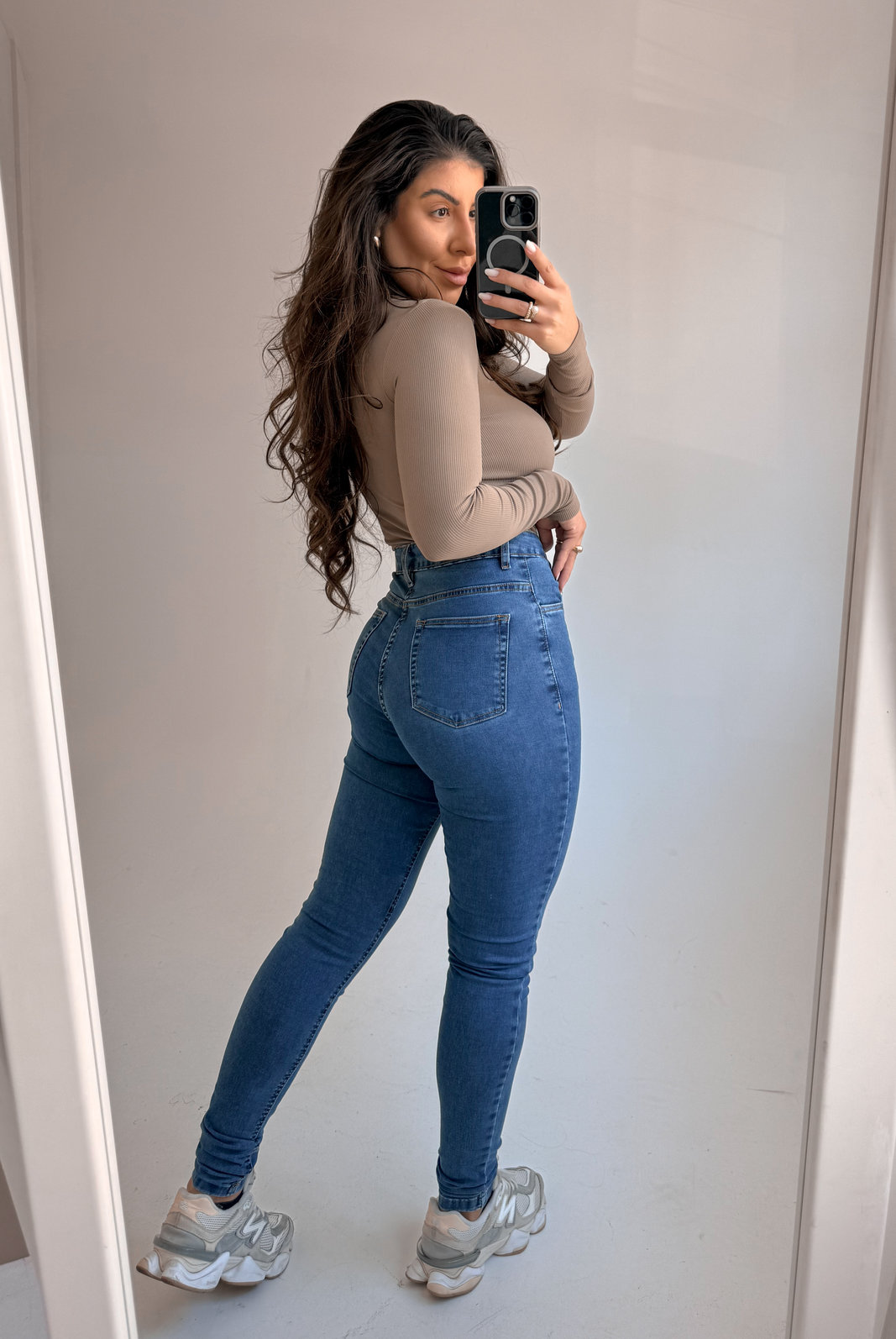 CALÇA JEANS SKINNY ULTRA POWER RENATA NIAH CALÇA JEANS SKINNY ULTRA POWER RENATA NIAH