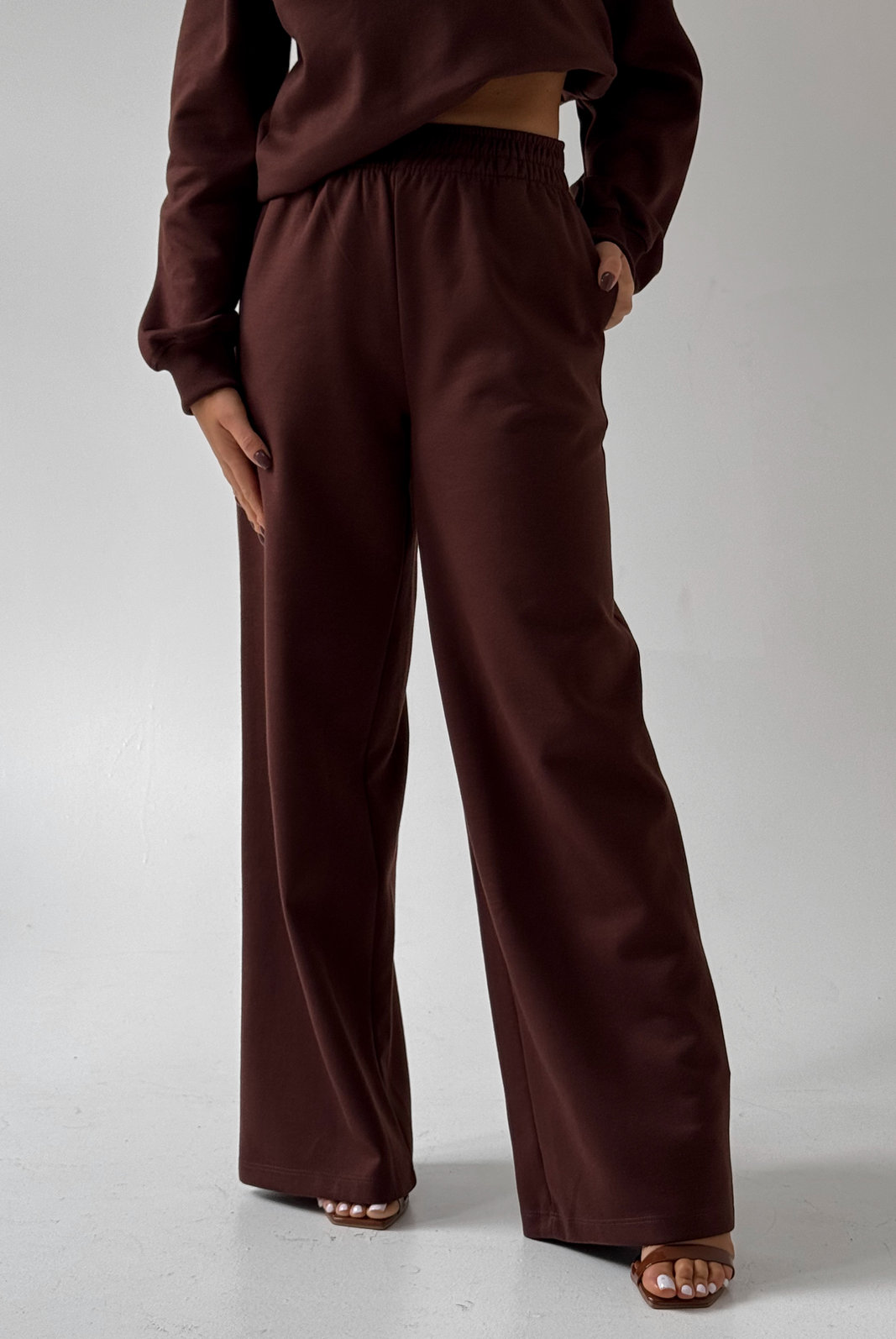 CALÇA WIDE LEG MOLETOM MARTA LANÇA PERFUME CALÇA WIDE LEG MOLETOM MARTA LANÇA PERFUME