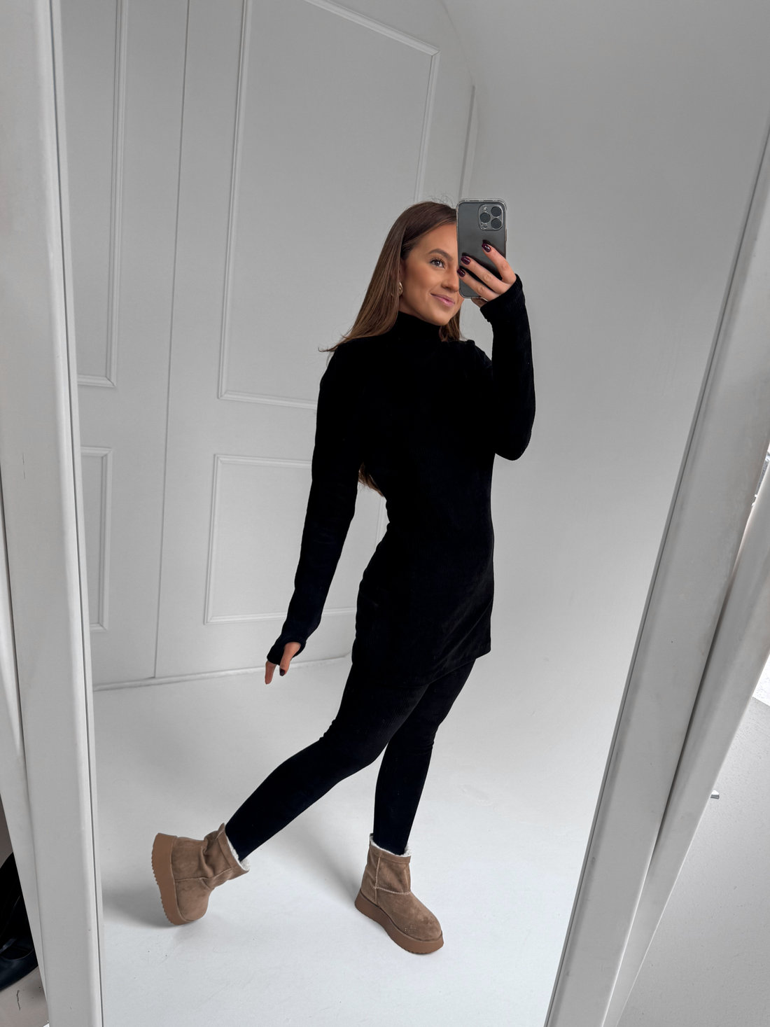 COMBO CONJUNTO COTELÊ CALÇA FUSô + MALHA ALONGADA COMBO CONJUNTO COTELÊ CALÇA FUSô + MALHA ALONGADA