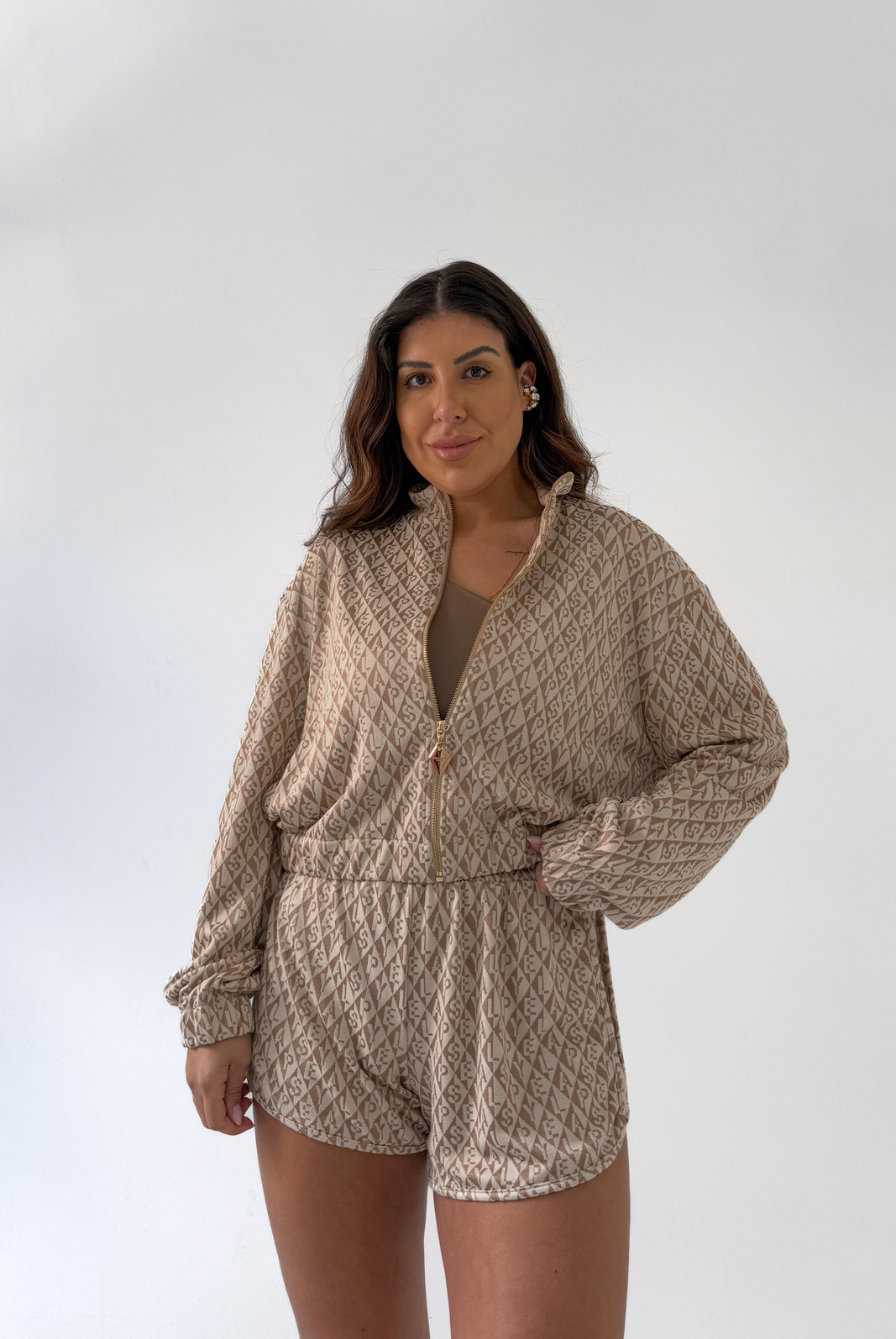 JAQUETA IVANA LANÇA PERFUME ES JAQUETA IVANA LANÇA PERFUME ES