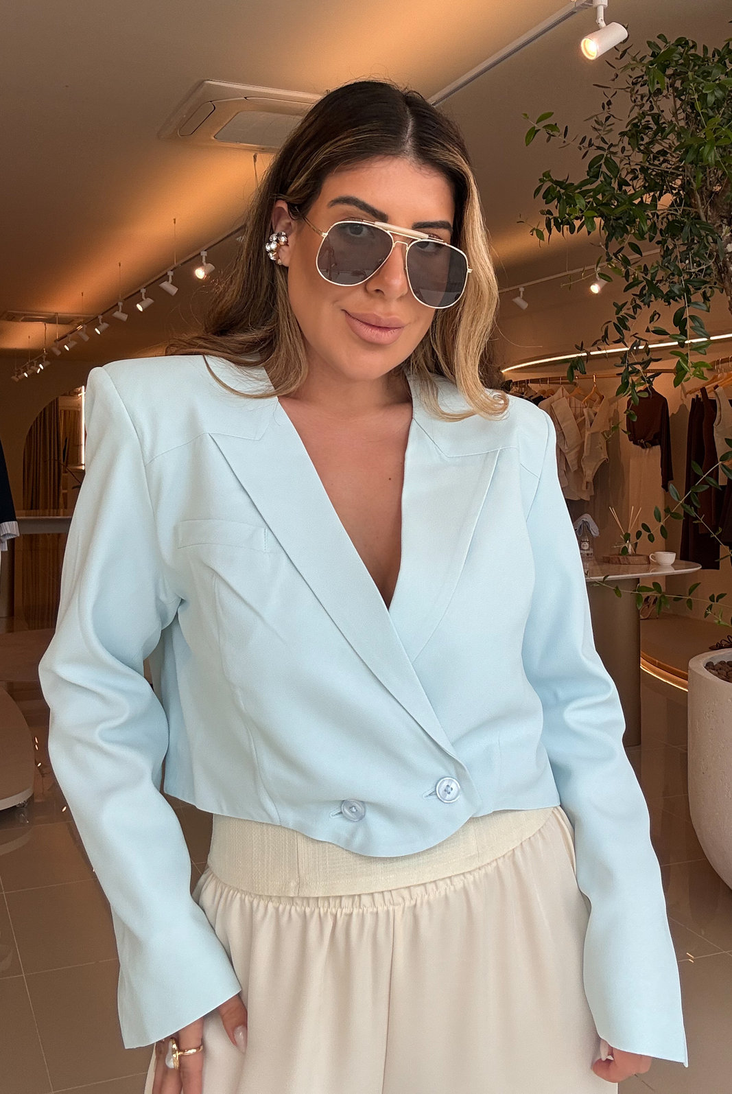 BLAZER CROPPED DE CREPE PATOU GABI BO BLAZER CROPPED DE CREPE PATOU GABI BO