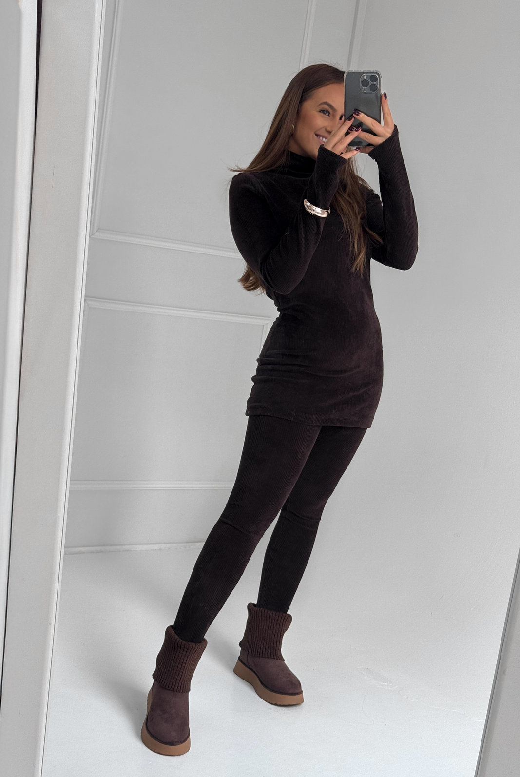 COMBO CONJUNTO COTELÊ CALÇA FUSô + MALHA ALONGADA COMBO CONJUNTO COTELÊ CALÇA FUSô + MALHA ALONGADA