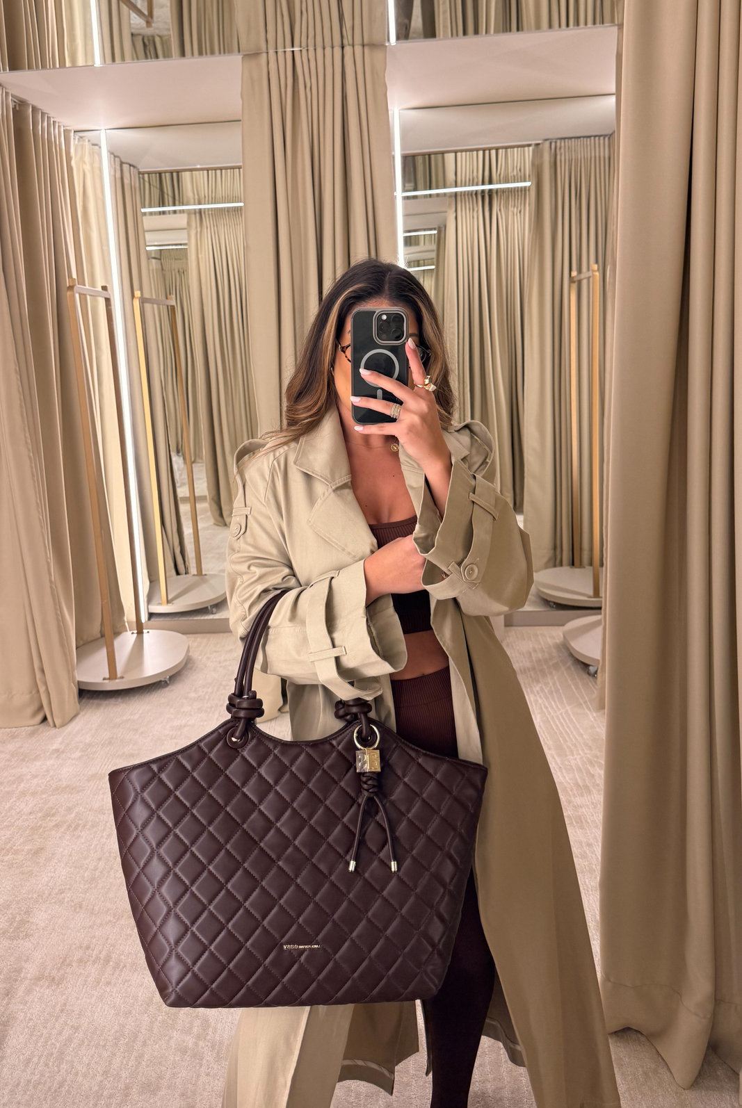BOLSA MATELASSE DÉBORA LANÇA PERFUME