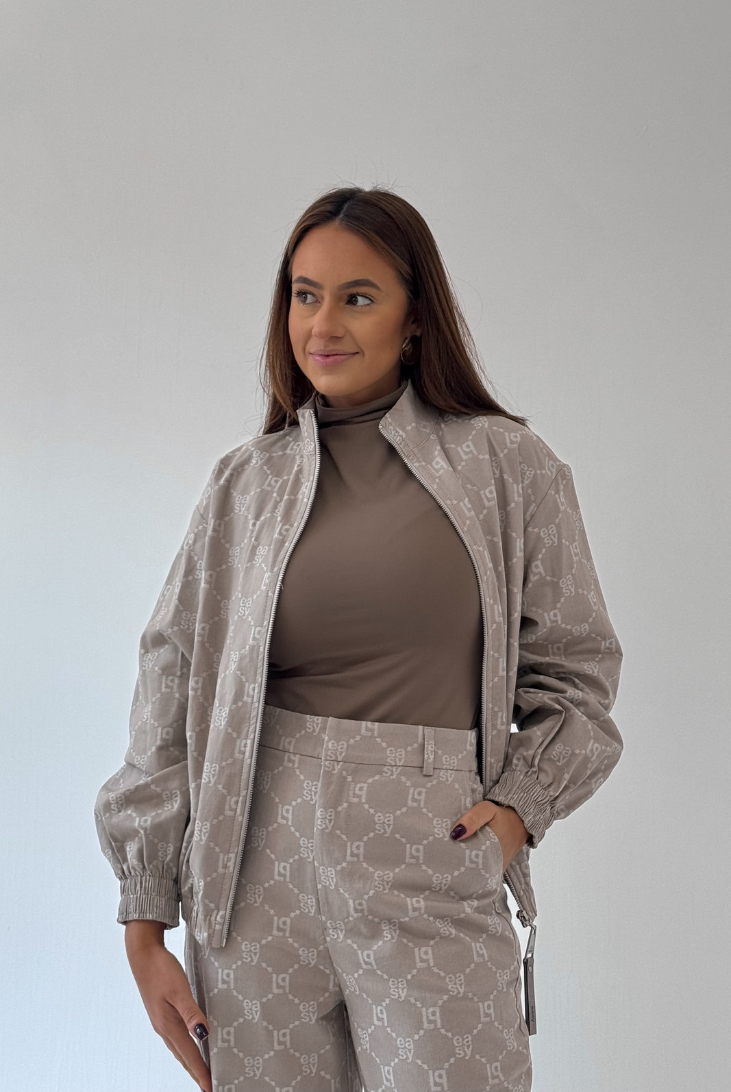 JAQUETA BOMBER LONDON LPE JAQUETA BOMBER LONDON LPE