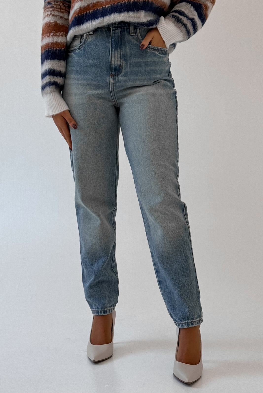CALÇA JEANS MOM LUIZA MYFT CALÇA JEANS MOM LUIZA MYFT