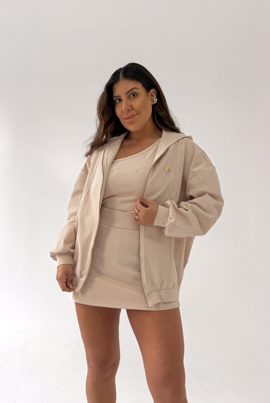 JAQUETA OVERSIZED VIVIAN LANÇA PERFUME JAQUETA OVERSIZED VIVIAN LANÇA PERFUME