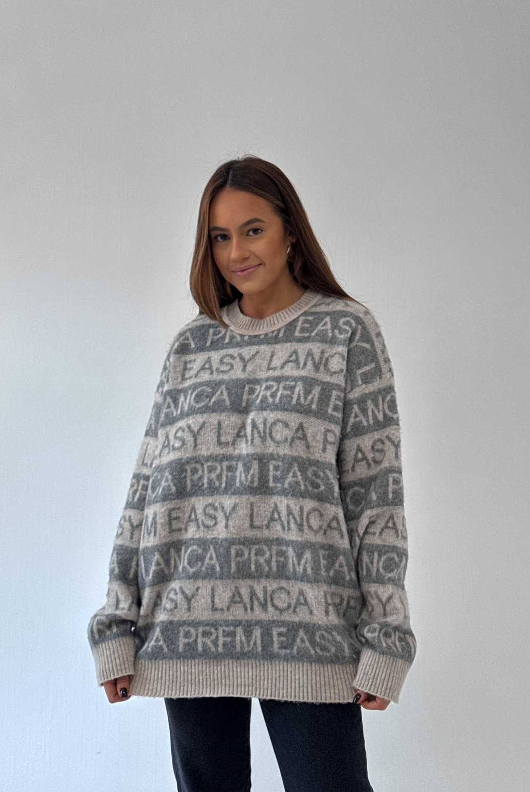 BLUSA TRICÔ MARLI LANÇA PERFUME BLUSA TRICÔ MARLI LANÇA PERFUME