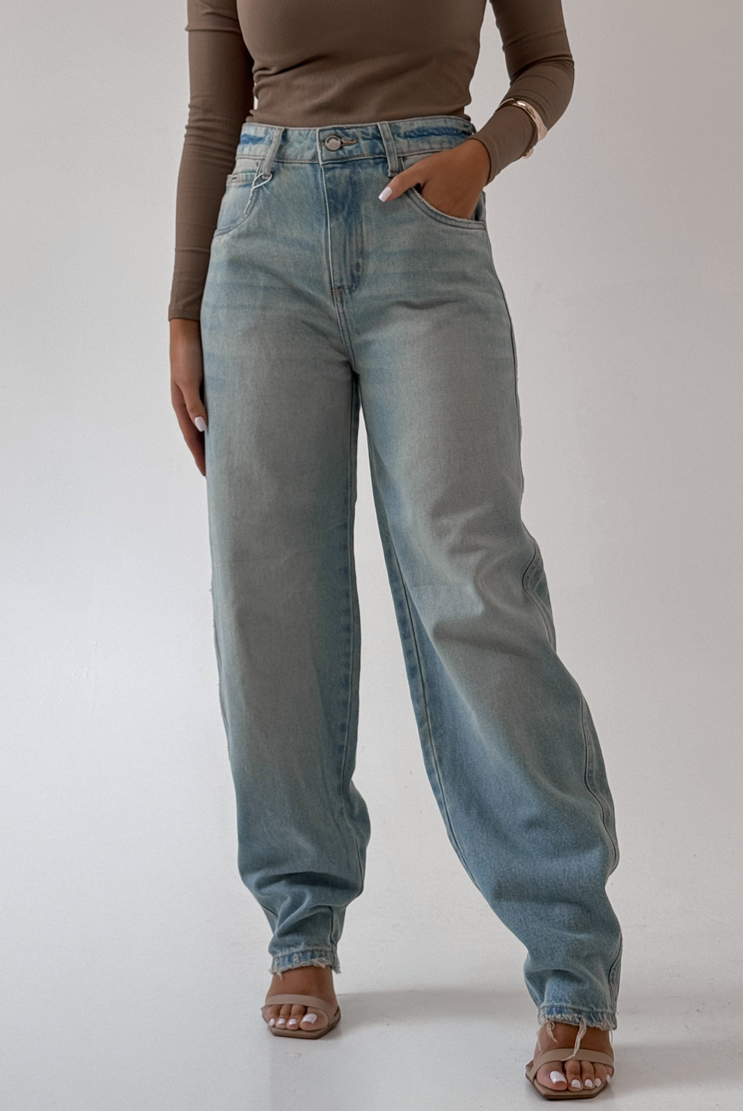 CALÇA JEANS LÍVIA MYFT CALÇA JEANS LÍVIA MYFT