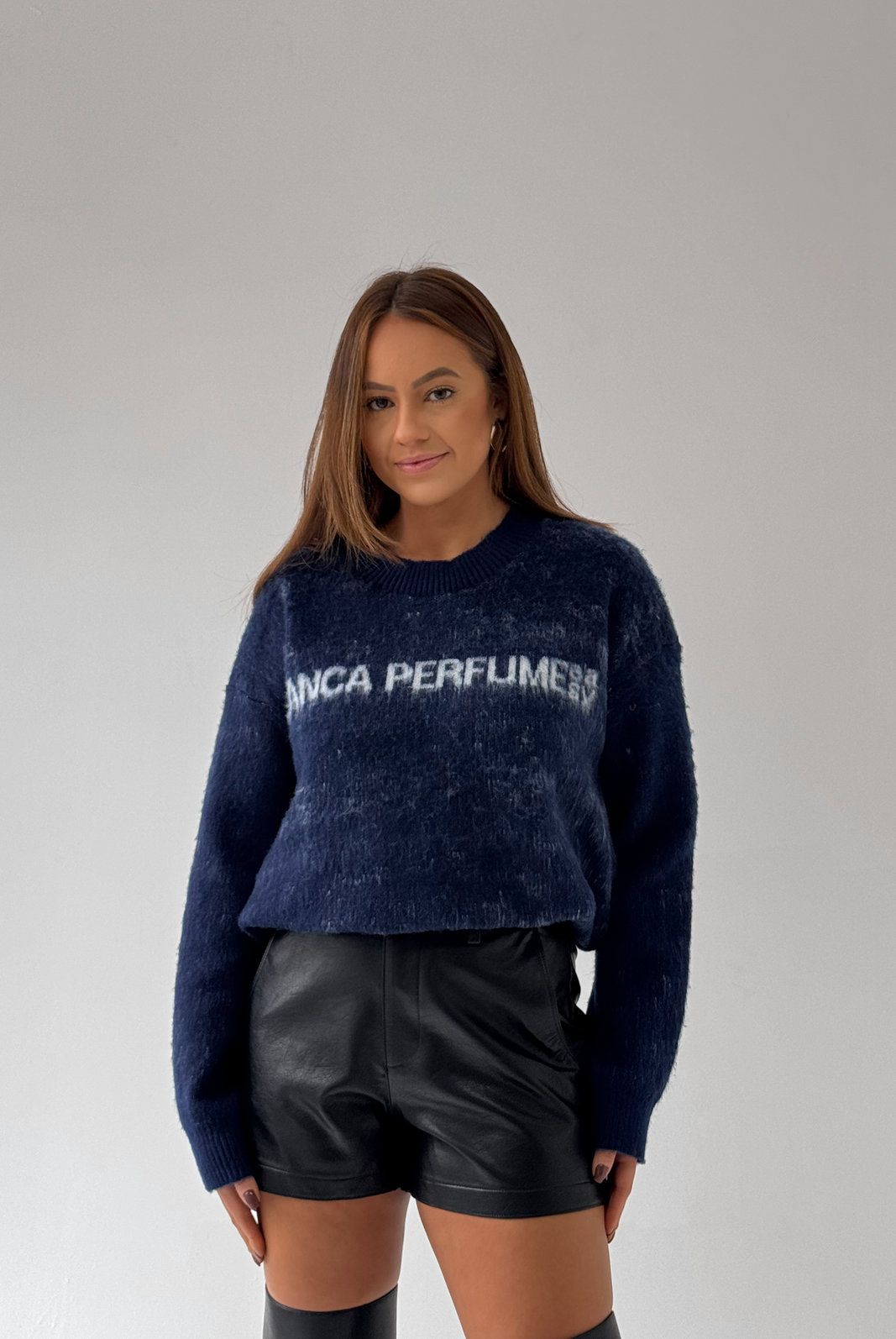 SHORT COURO PU LAVÍNIA MYFT