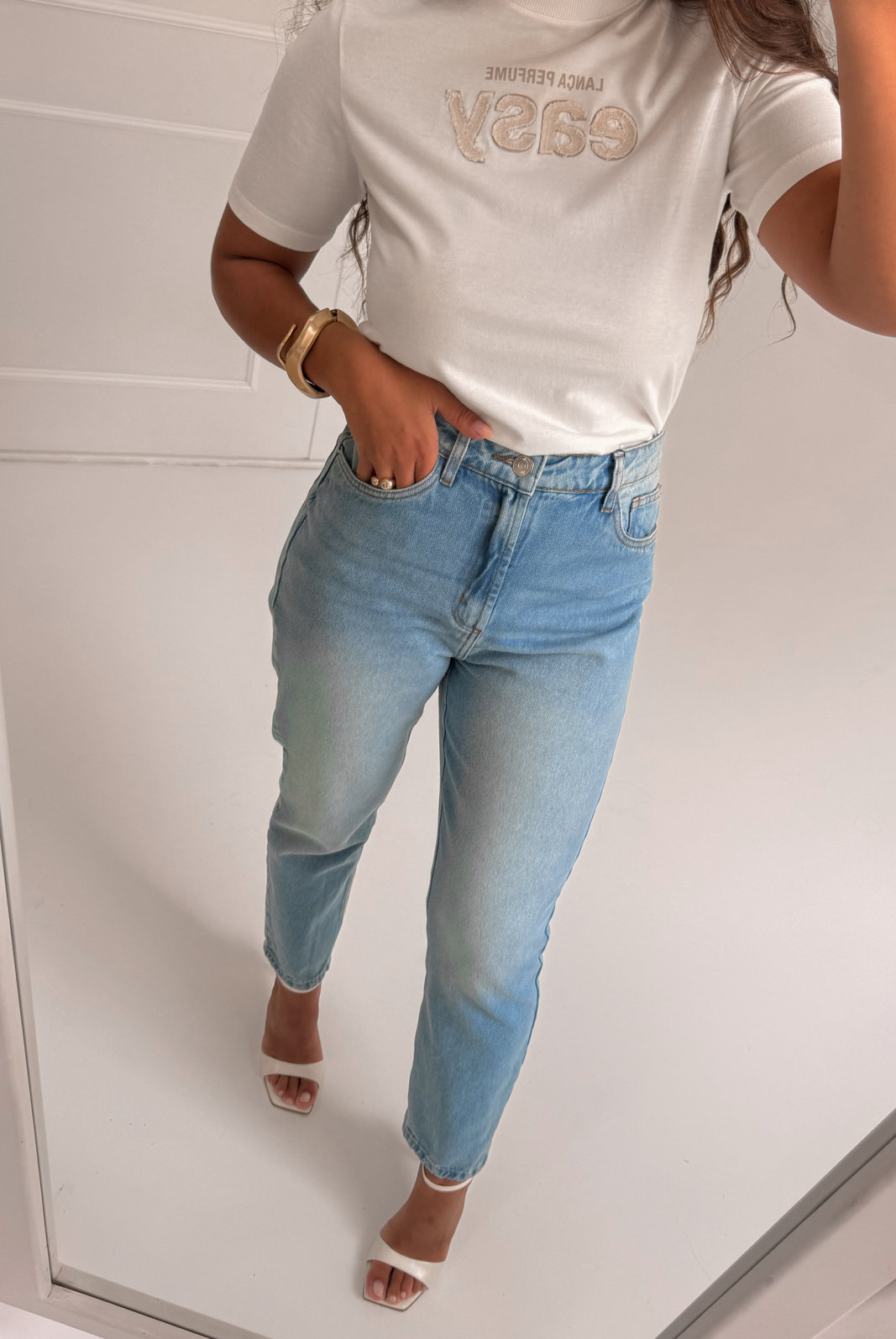 CALÇA JEANS MOM PATRICIA MY FAVORITE CALÇA JEANS MOM PATRICIA MY FAVORITE