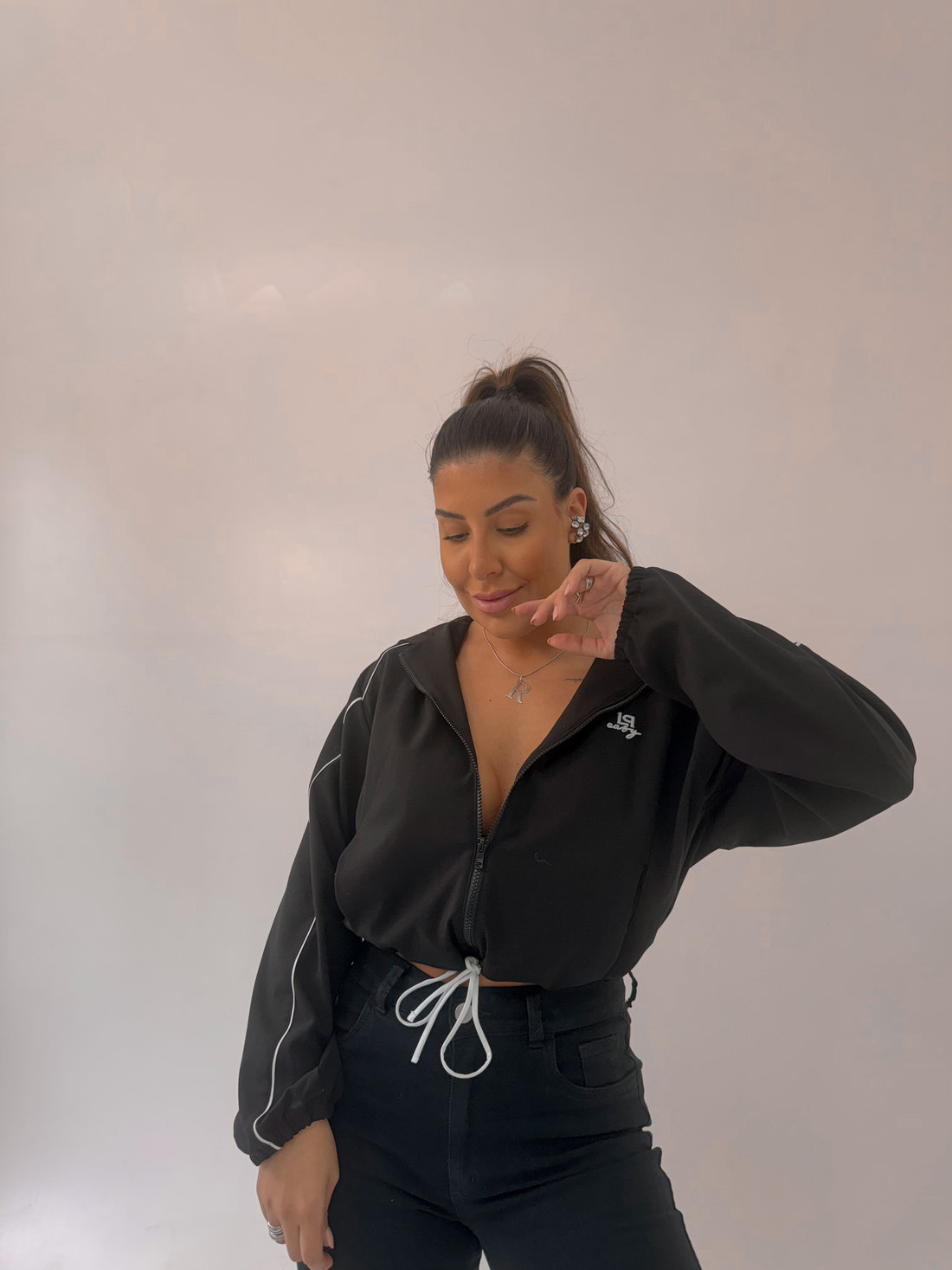 JAQUETA BOMBER JHENNY LANÇA PERFUME JAQUETA BOMBER JHENNY LANÇA PERFUME