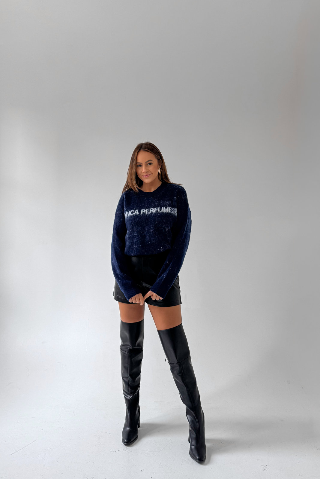 BLUSA TRICÔ PRISCILA LANÇA PERFUME BLUSA TRICÔ PRISCILA LANÇA PERFUME