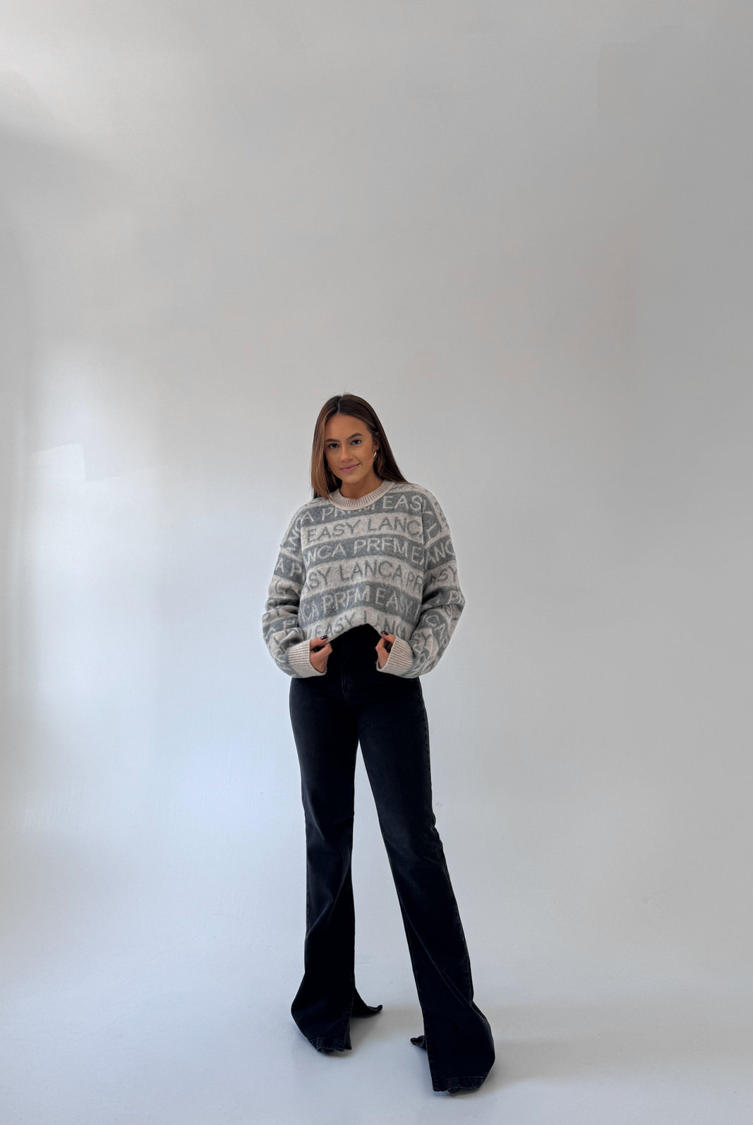 BLUSA TRICÔ MARLI LANÇA PERFUME BLUSA TRICÔ MARLI LANÇA PERFUME
