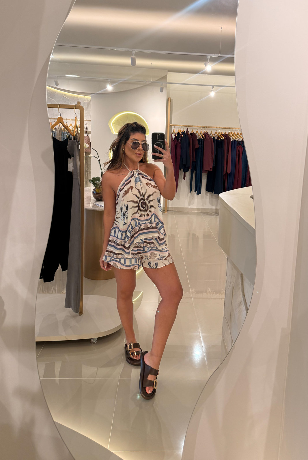 PAPETE COURO COM FIVELA THALITA LANÇA PERFUME PAPETE COURO COM FIVELA THALITA LANÇA PERFUME