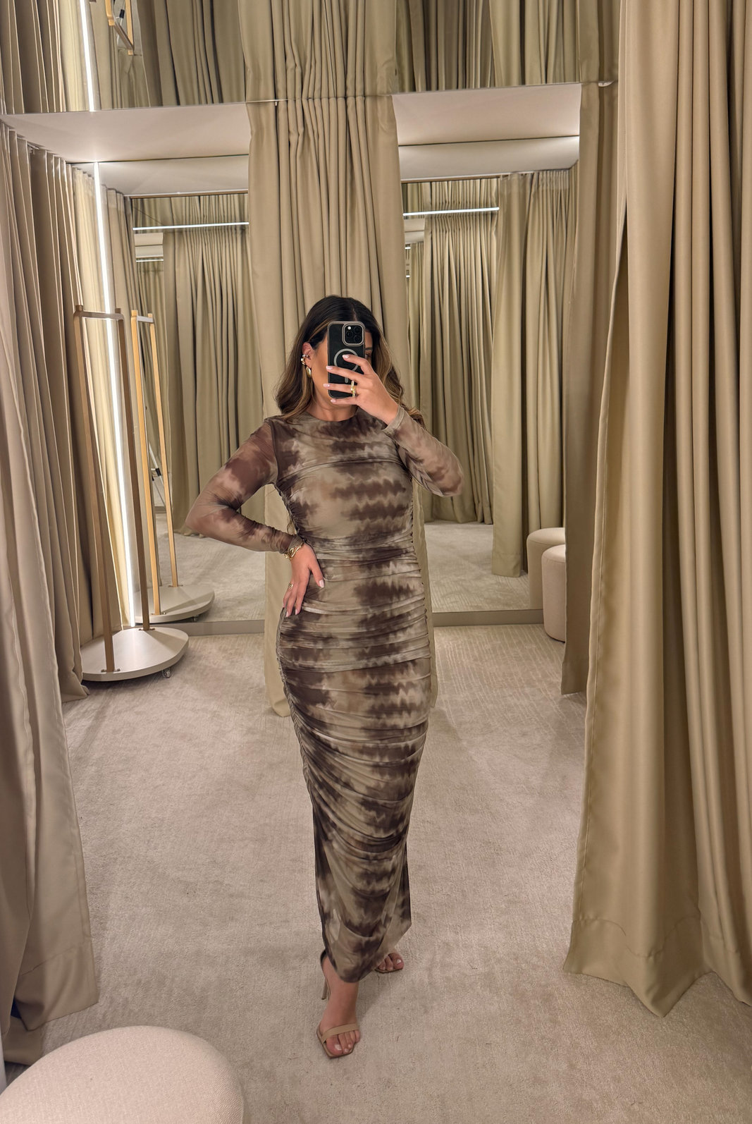 VESTIDO JUSTO SUPER MIDI MARY VESTIDO JUSTO SUPER MIDI MARY