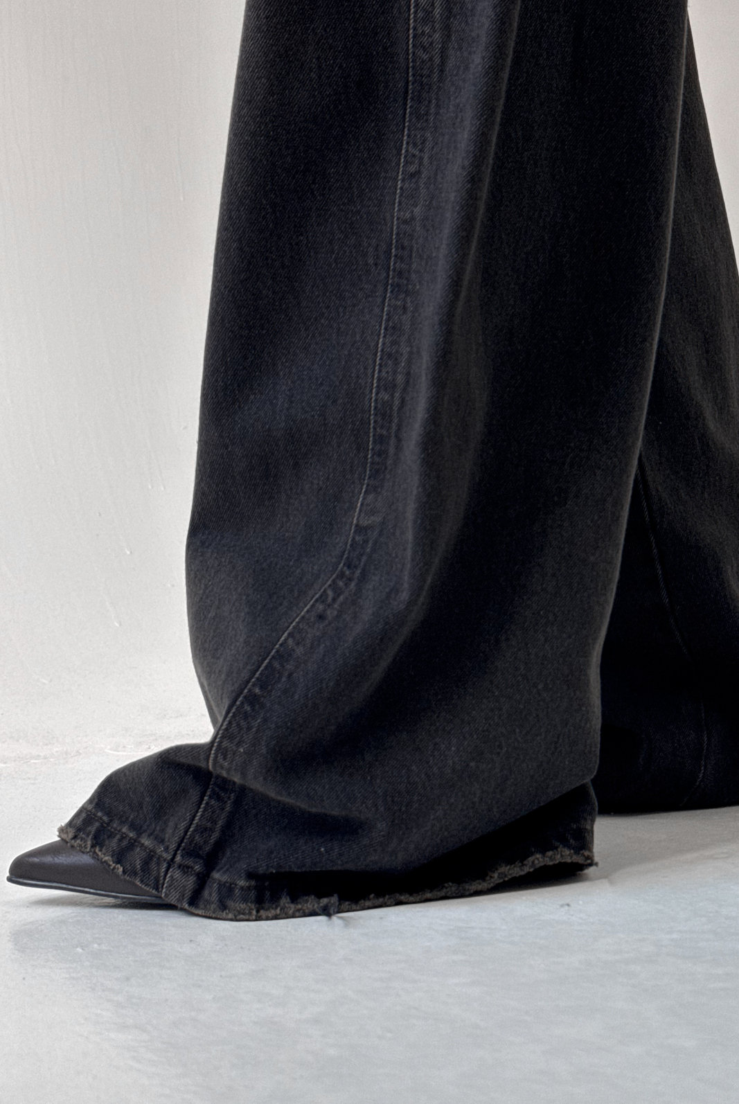 CALÇA JEANS SUPER BAGGY ISA MYFT CALÇA JEANS SUPER BAGGY ISA MYFT