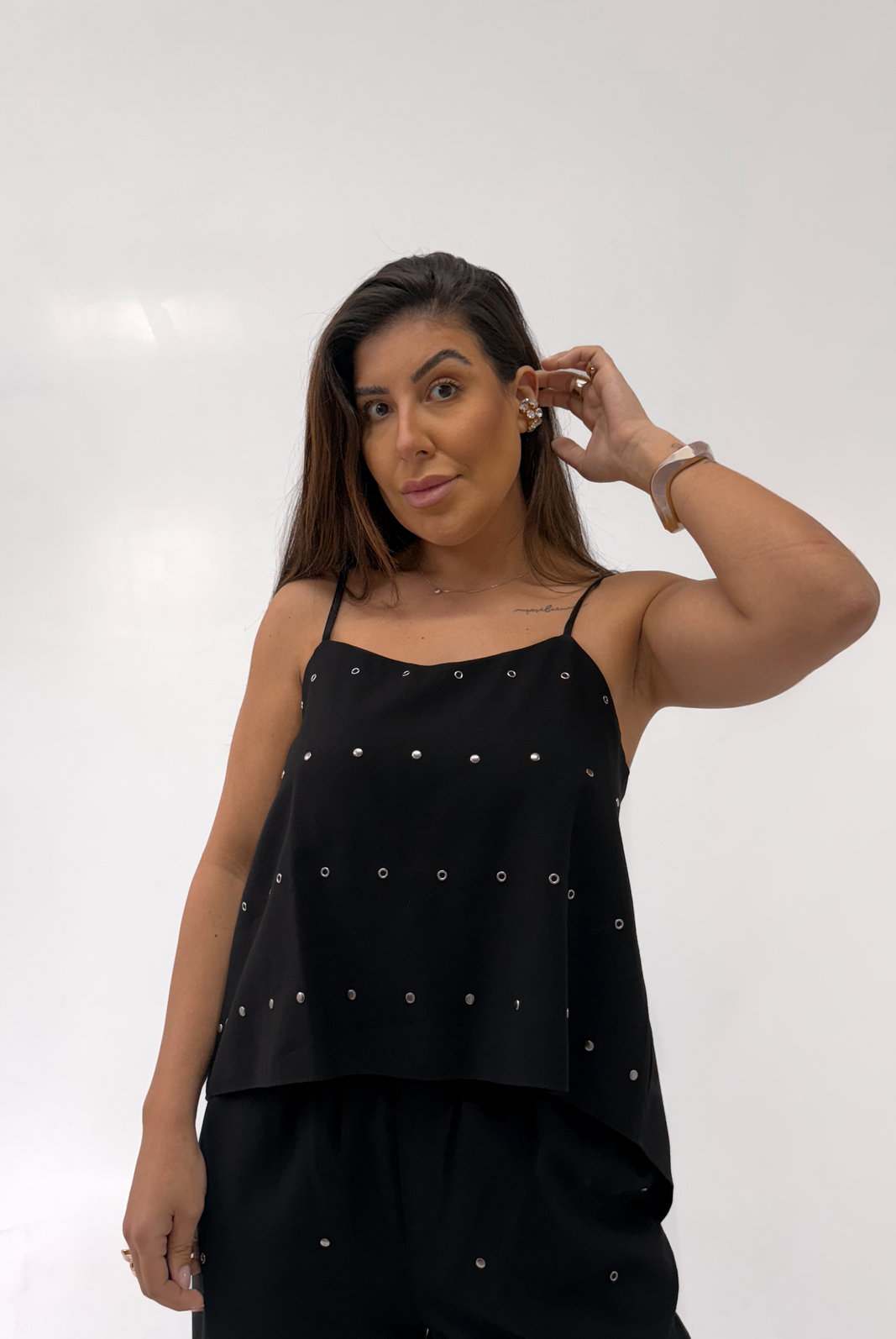 BLUSA COM APLICAÇÕES ZAIA MY