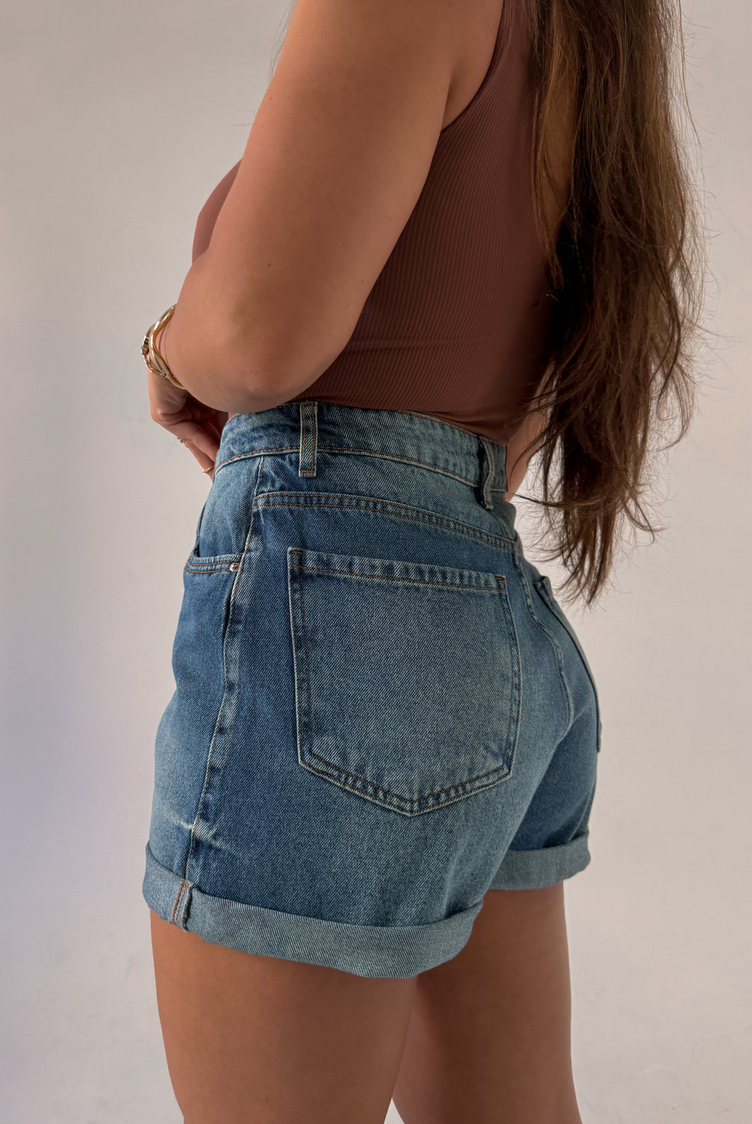 SHORT MOM JEANS BEA MY FAVORITE SHORT MOM JEANS BEA MY FAVORITE