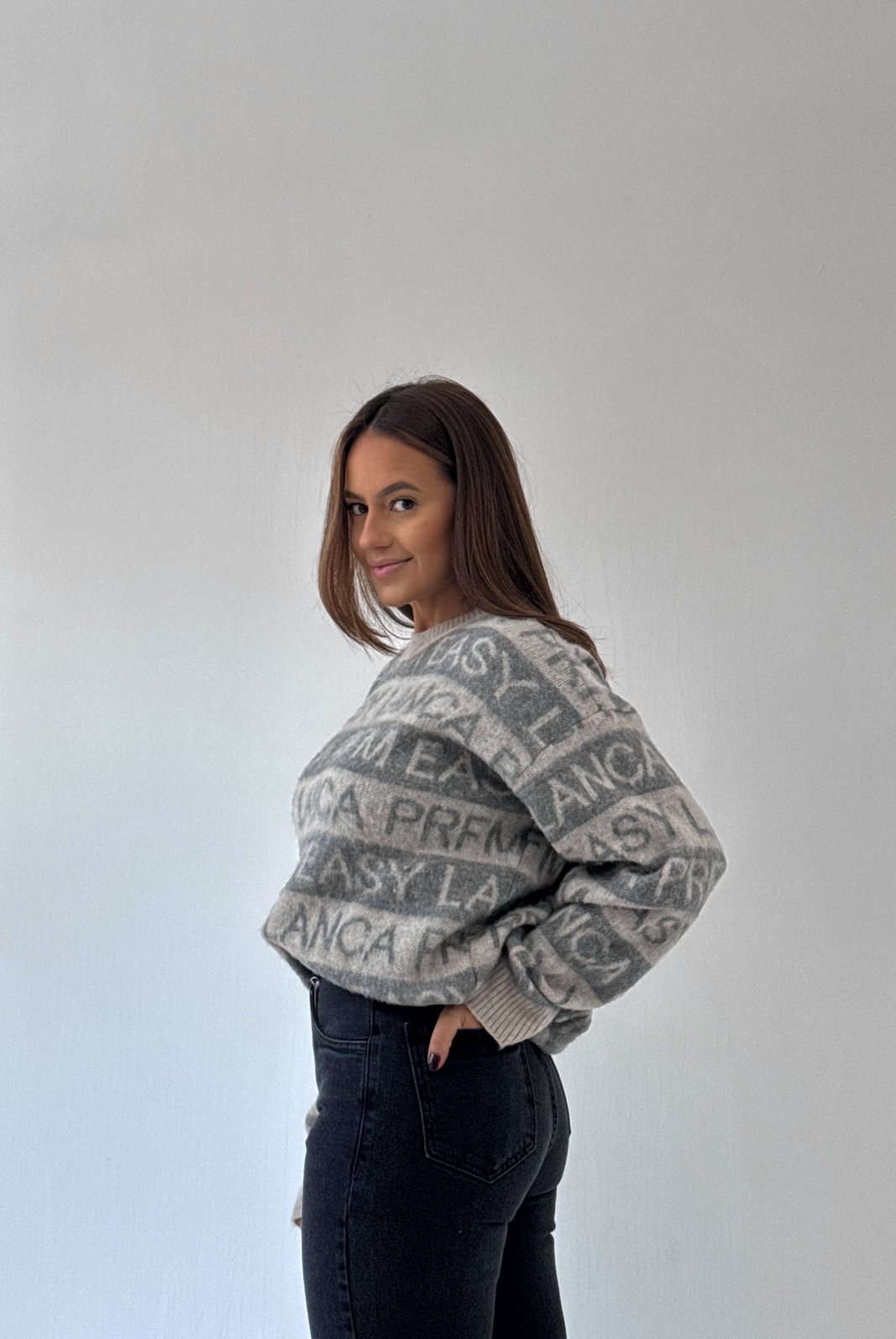 BLUSA TRICÔ MARLI LANÇA PERFUME BLUSA TRICÔ MARLI LANÇA PERFUME