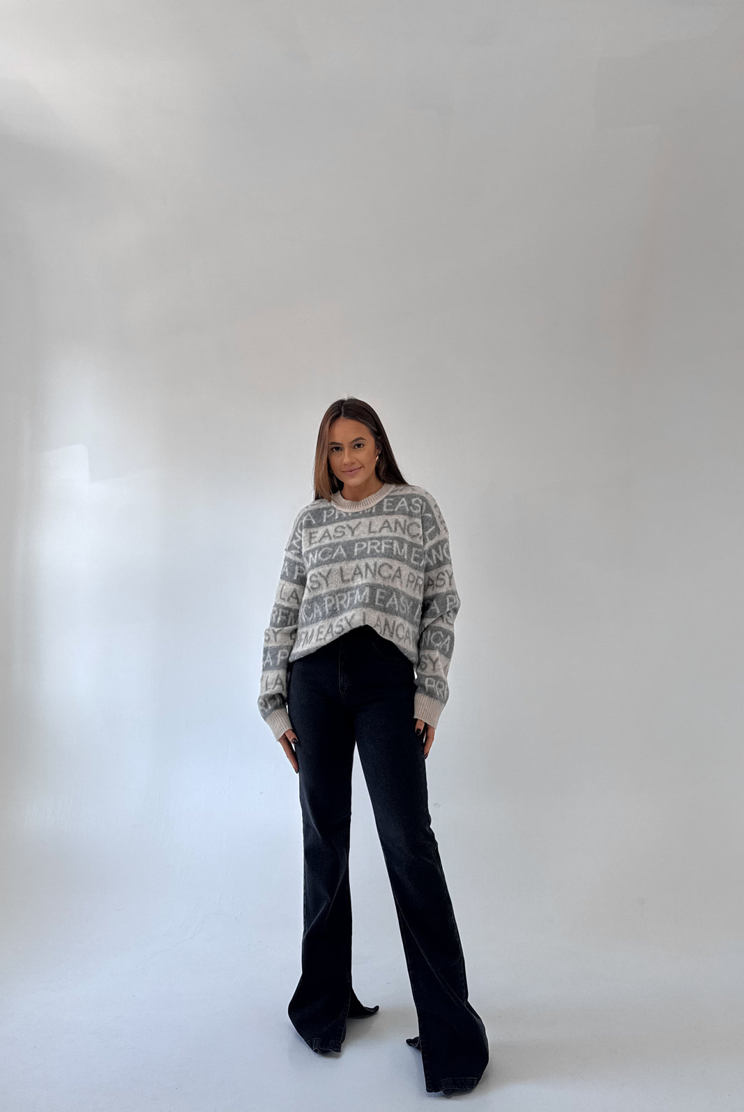 BLUSA TRICÔ MARLI LANÇA PERFUME BLUSA TRICÔ MARLI LANÇA PERFUME