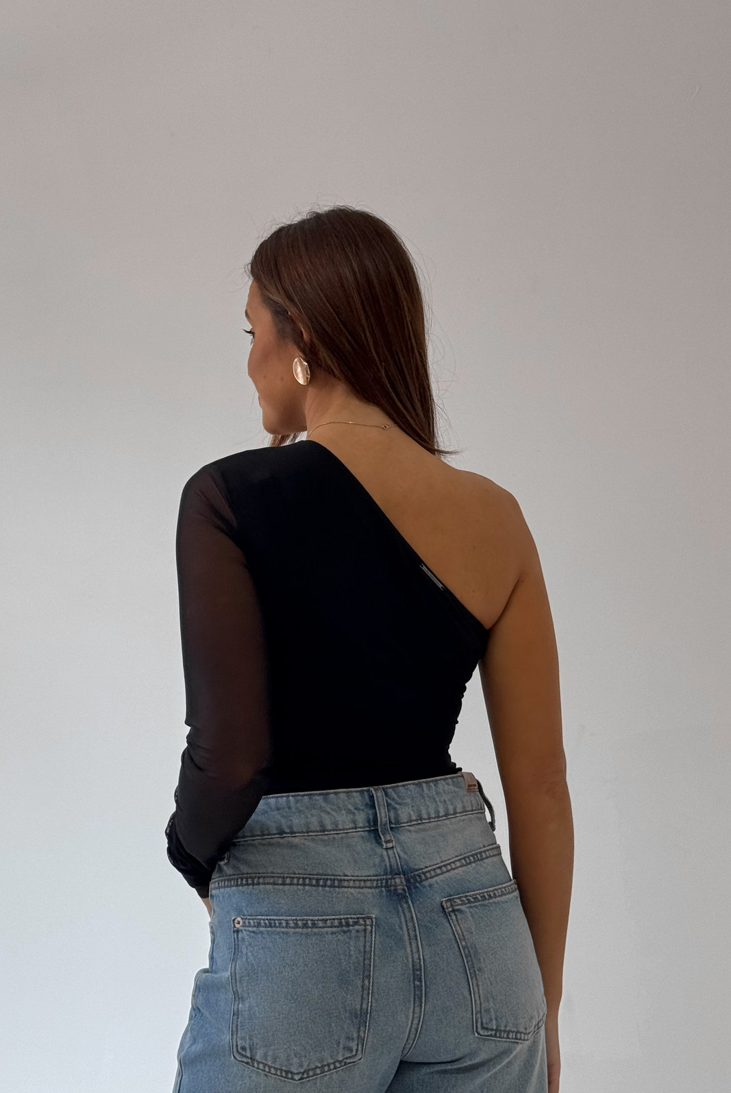 BLUSA OMBRO ÚNICO THAIS MYFT BLUSA OMBRO ÚNICO THAIS MYFT
