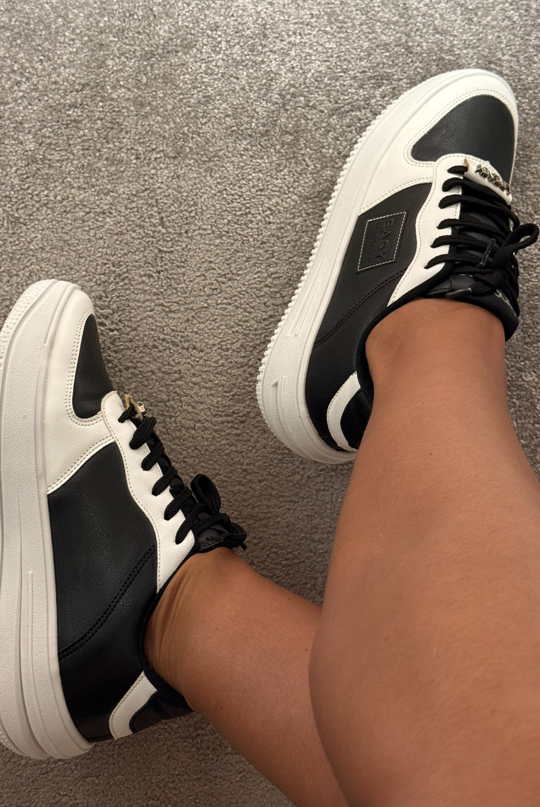 TENIS BIANCA LANÇA PERFUME TENIS BIANCA LANÇA PERFUME