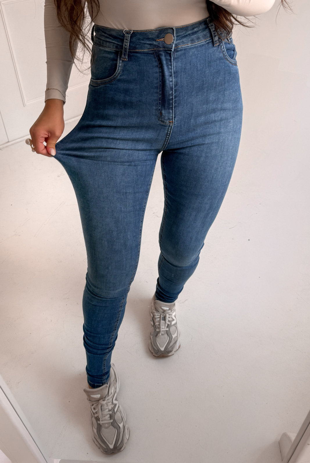 CALÇA JEANS SKINNY ULTRA POWER LEANDRA NIAH CALÇA JEANS SKINNY ULTRA POWER LEANDRA NIAH