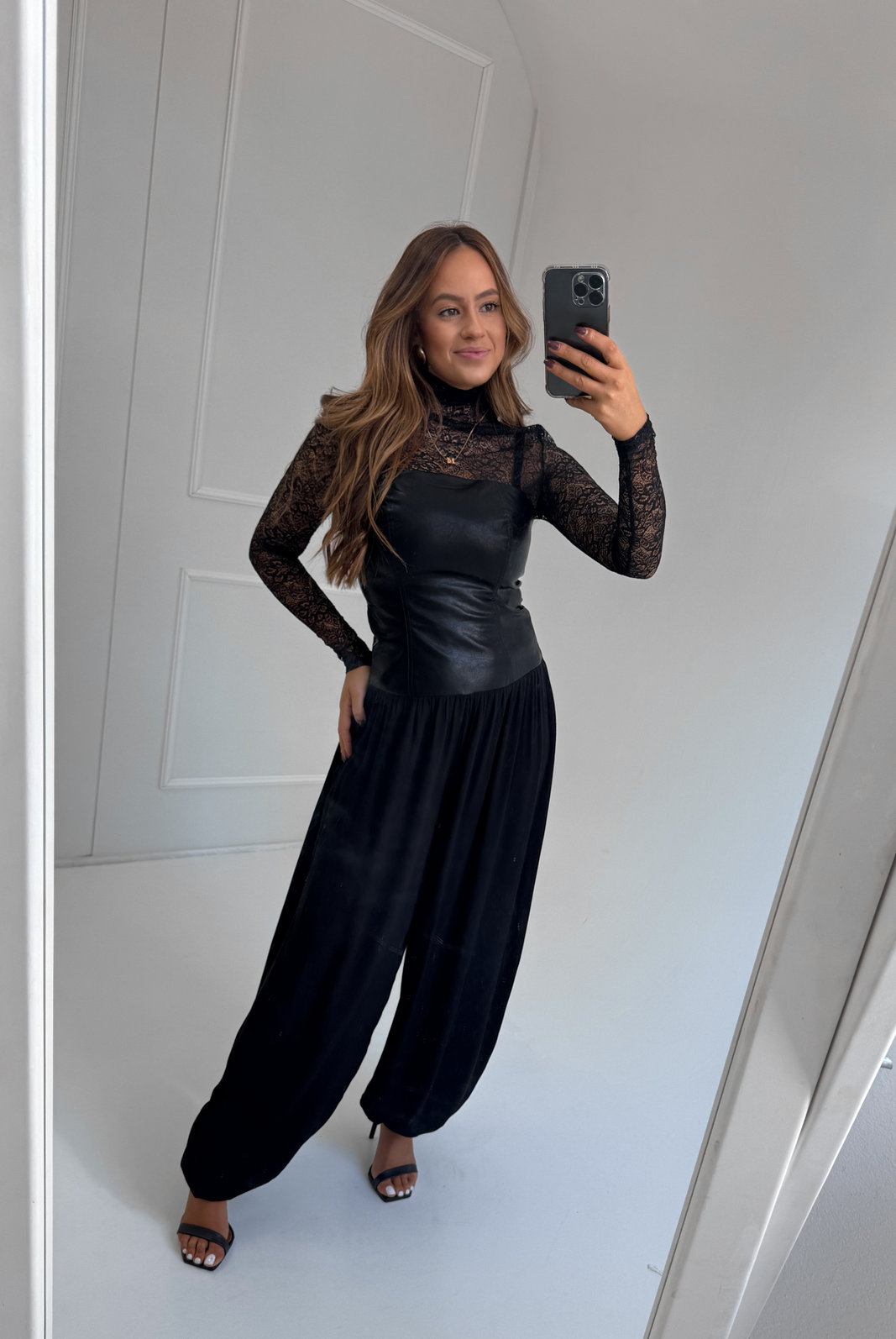 BLUSA DE RENDA KENDRA MYFT BLUSA DE RENDA KENDRA MYFT