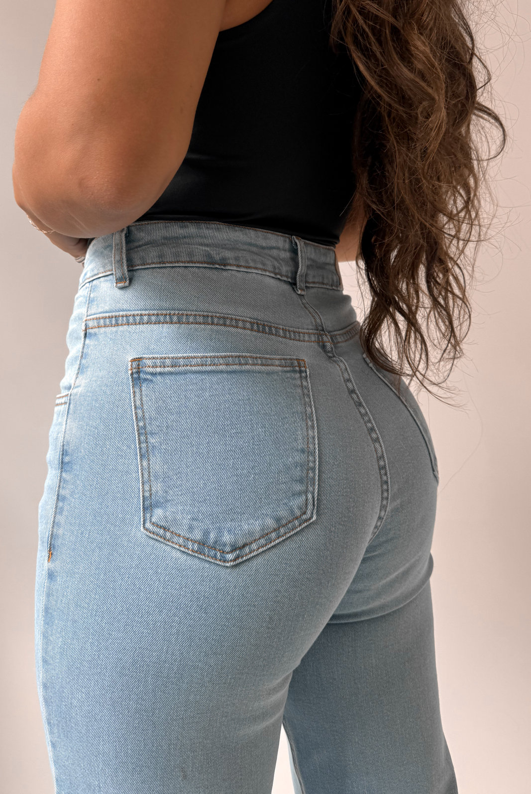 CALÇA JEANS POWER RETA LAÍS NIAH CALÇA JEANS POWER RETA LAÍS NIAH