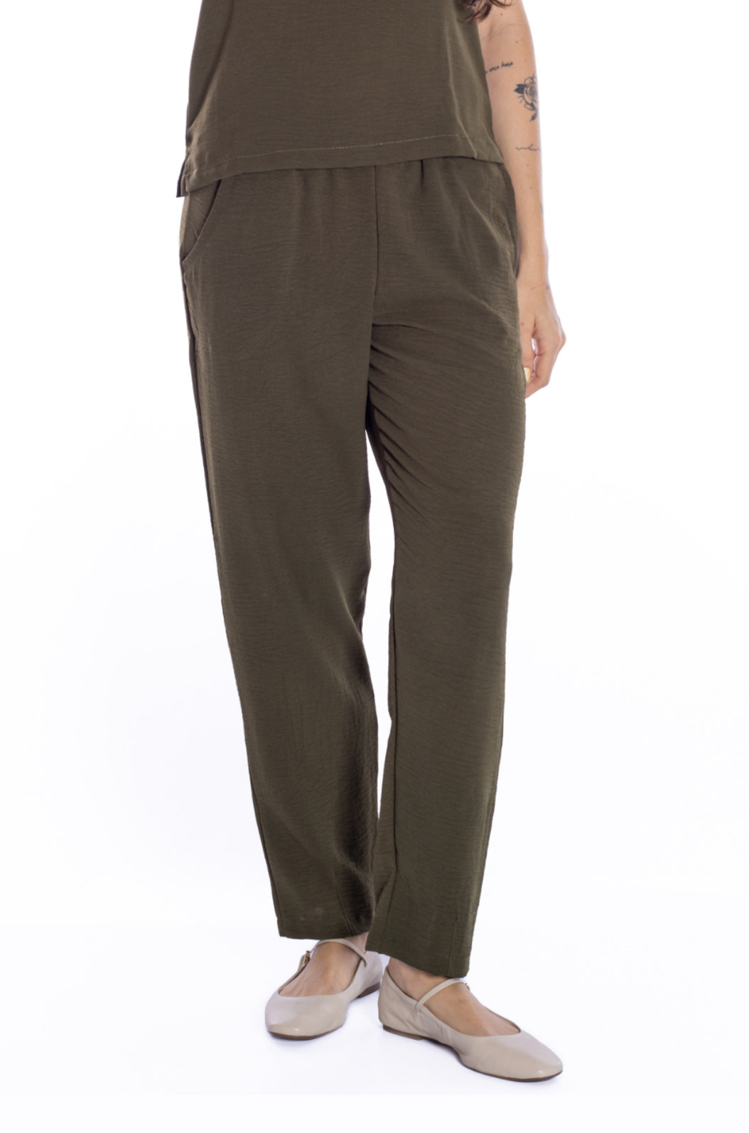 Calça Feminina Levity Tropical Verde Musgo Calça Feminina Levity Tropical Verde Musgo