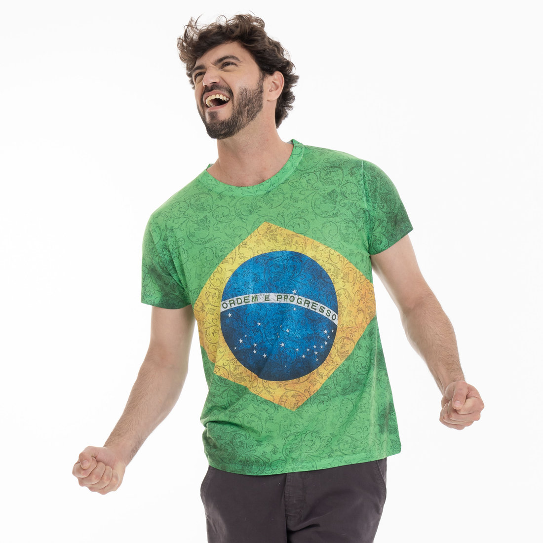 Camiseta Masculina Básica Estampada Brasil Arabescos Camiseta Masculina Básica Estampada Brasil Arabescos