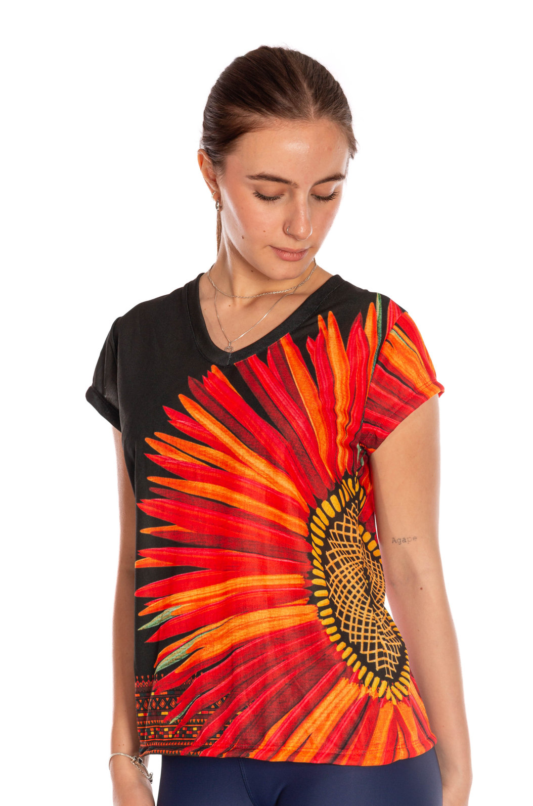 Blusa Florata Estampada Cocares Barrado Fundo Verde Blusa Florata Estampada Cocares Barrado Fundo Verde