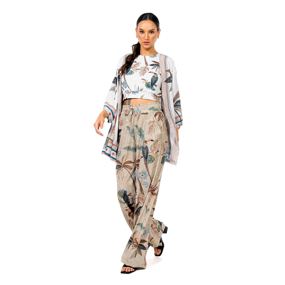 Kimono Raizes Estampado Tucaninhos Bordados