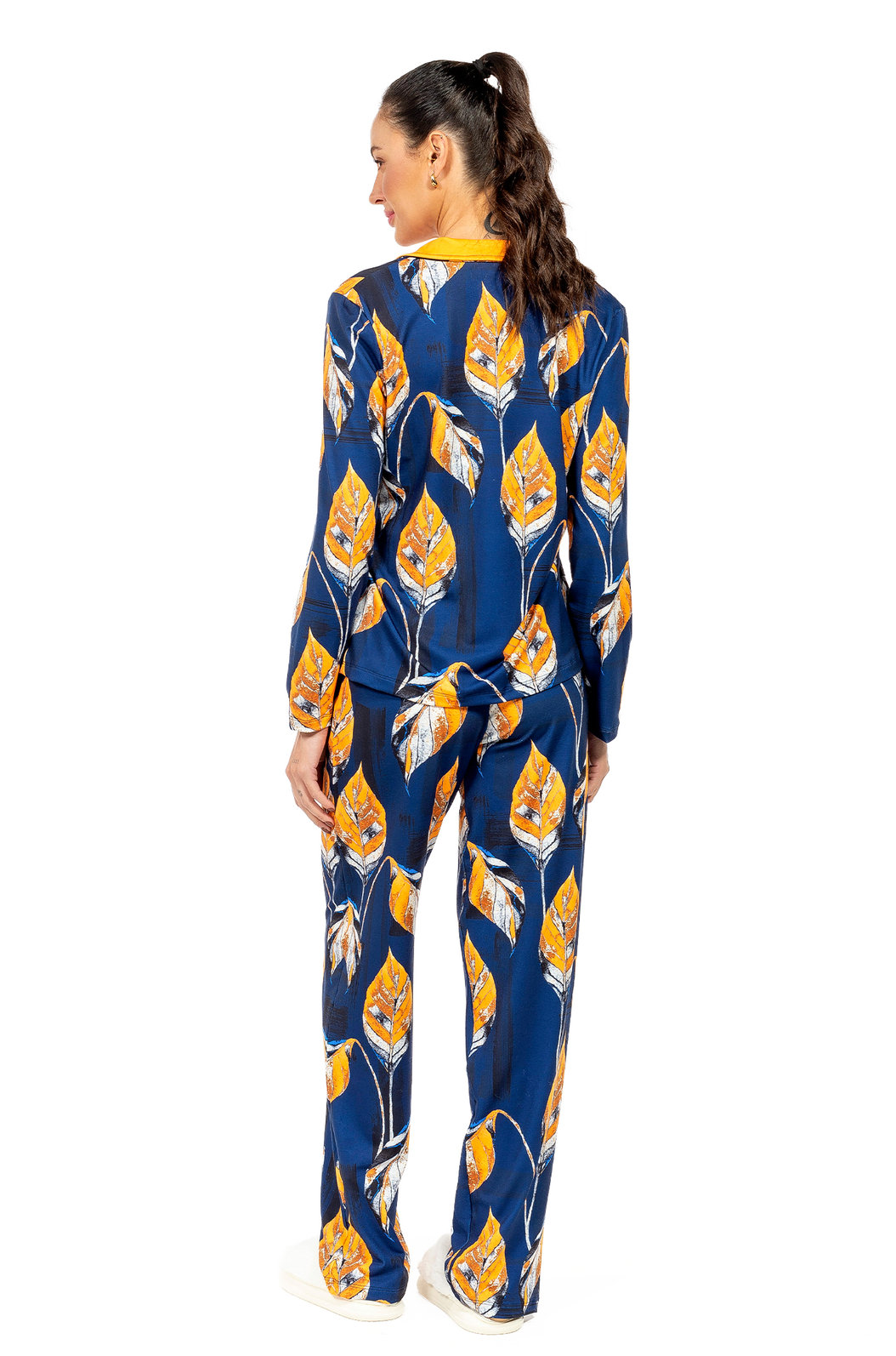 Pijama Feminino Manga Longa Americano Estampado Penas Azul Pincelado Pijama Feminino Manga Longa Americano Estampado Penas Azul Pincelado