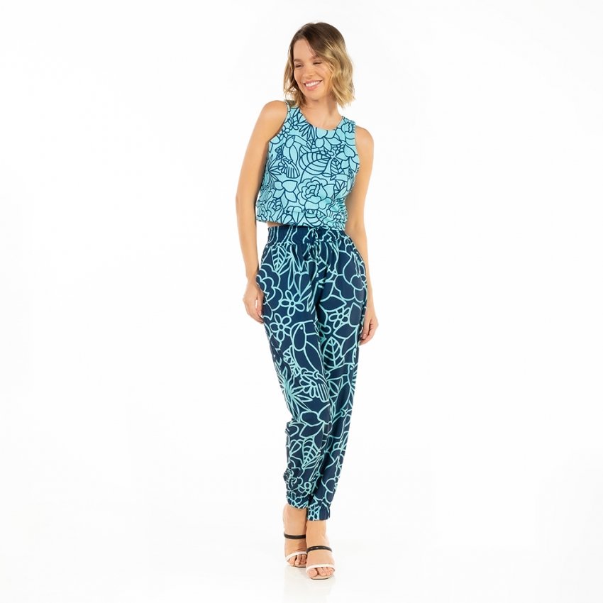 Calça Feminina Jogger Com Bolso Estampada Tucano Flores Linhas Azul Calça Feminina Jogger Com Bolso Estampada Tucano Flores Linhas Azul