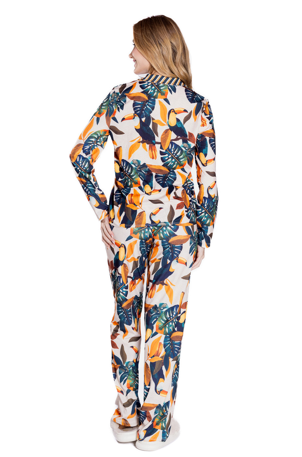 Pijama Feminino Manga Longa Americano Estampado Tucanos Tela Bordada