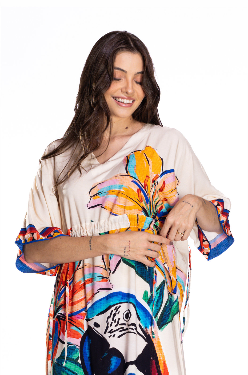 Vestido Feminino Viscose Outono Estampado Canindé Bananas e Lírio Vestido Feminino Viscose Outono Estampado Canindé Bananas e Lírio